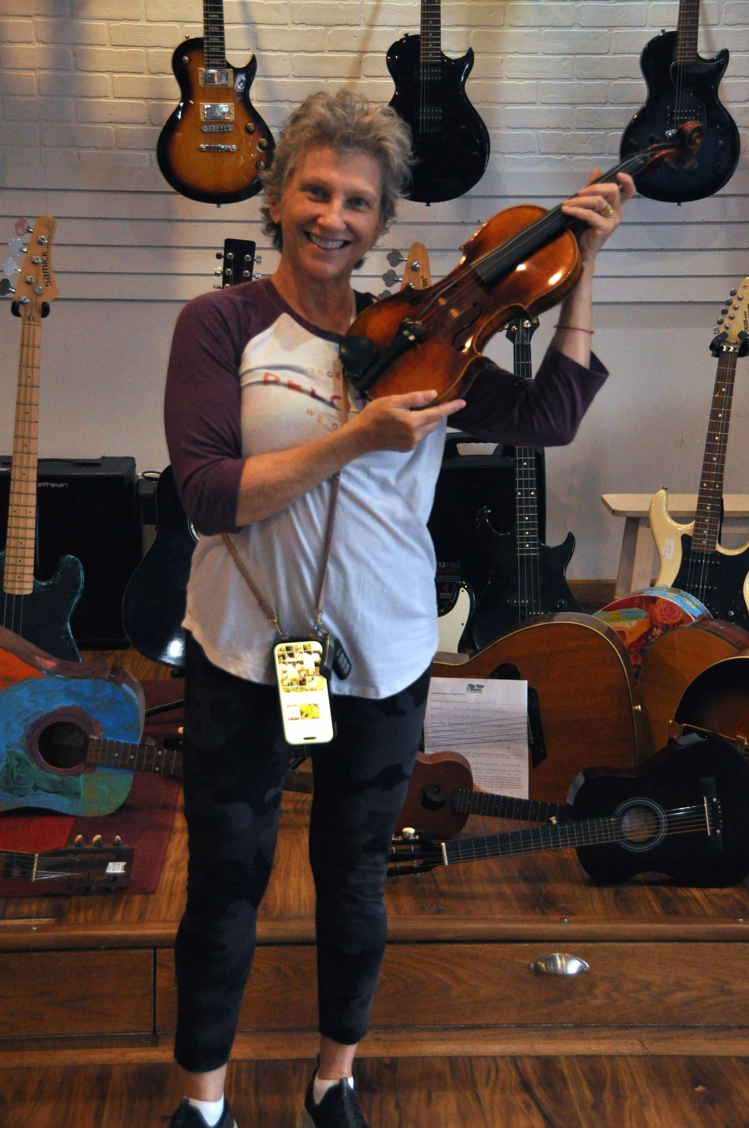 Judy fiddle.jpg
