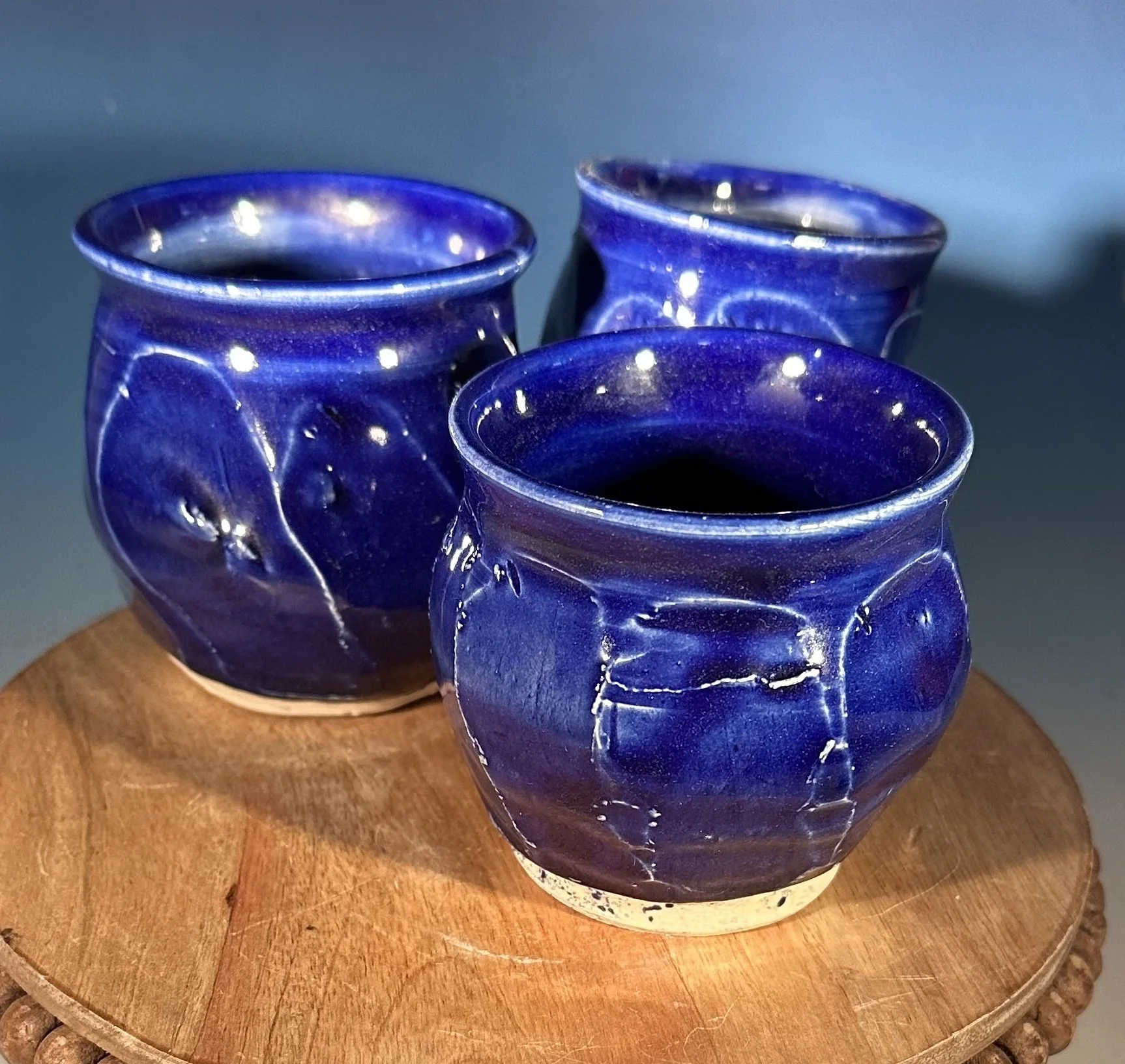 3 blue bowls