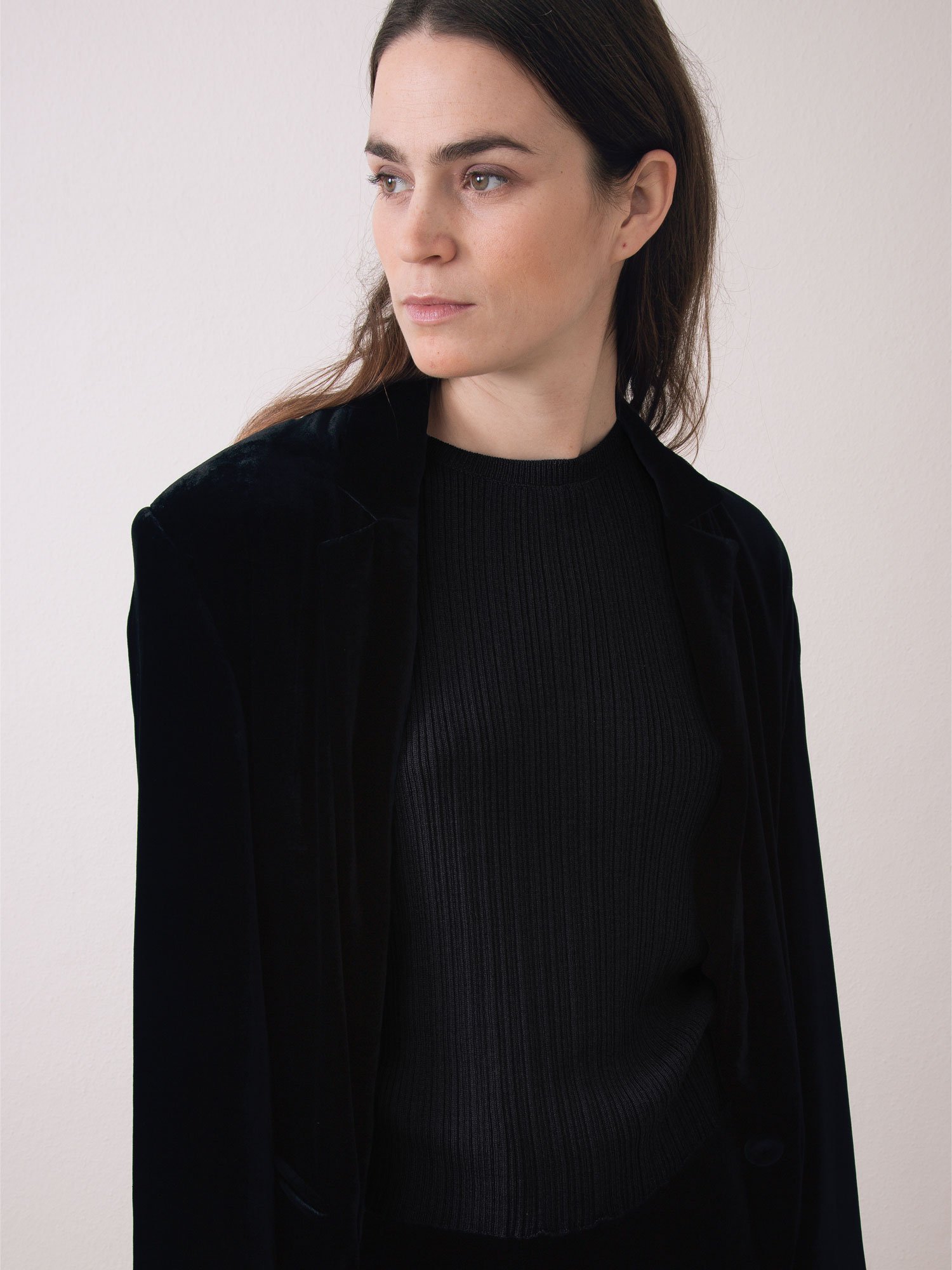 longsleeve_1_32_1500x2000px_11.jpg