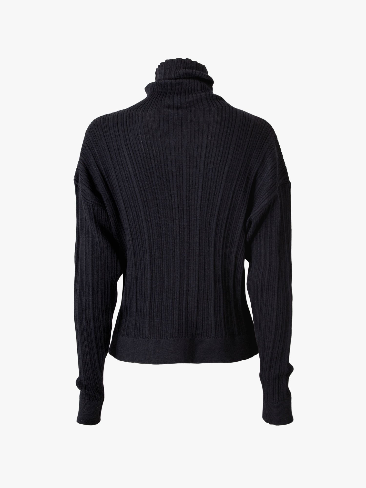 turtleneck_2_8_1500x2000px_3.jpg