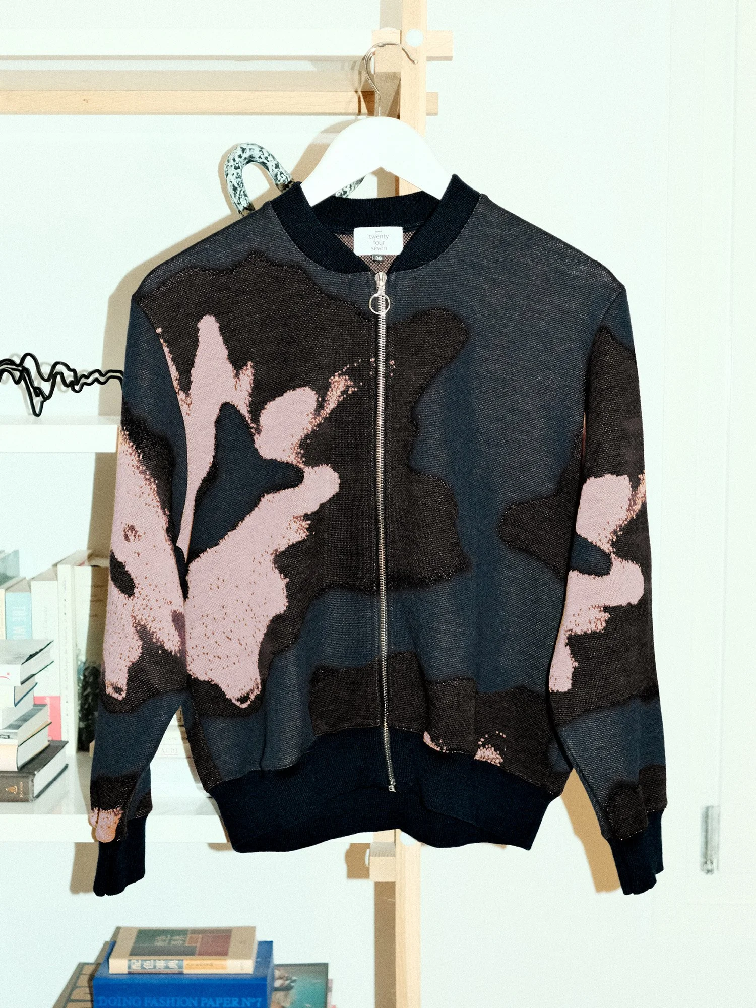 Jacket_1_WinterFlowers_6.jpg