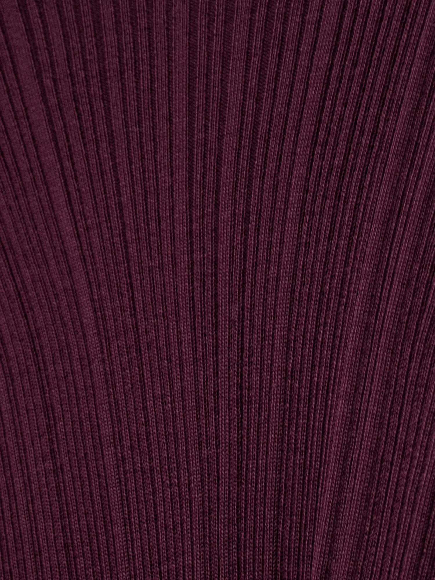 Turtleneck_9_Ed2627_CloseUp.jpg
