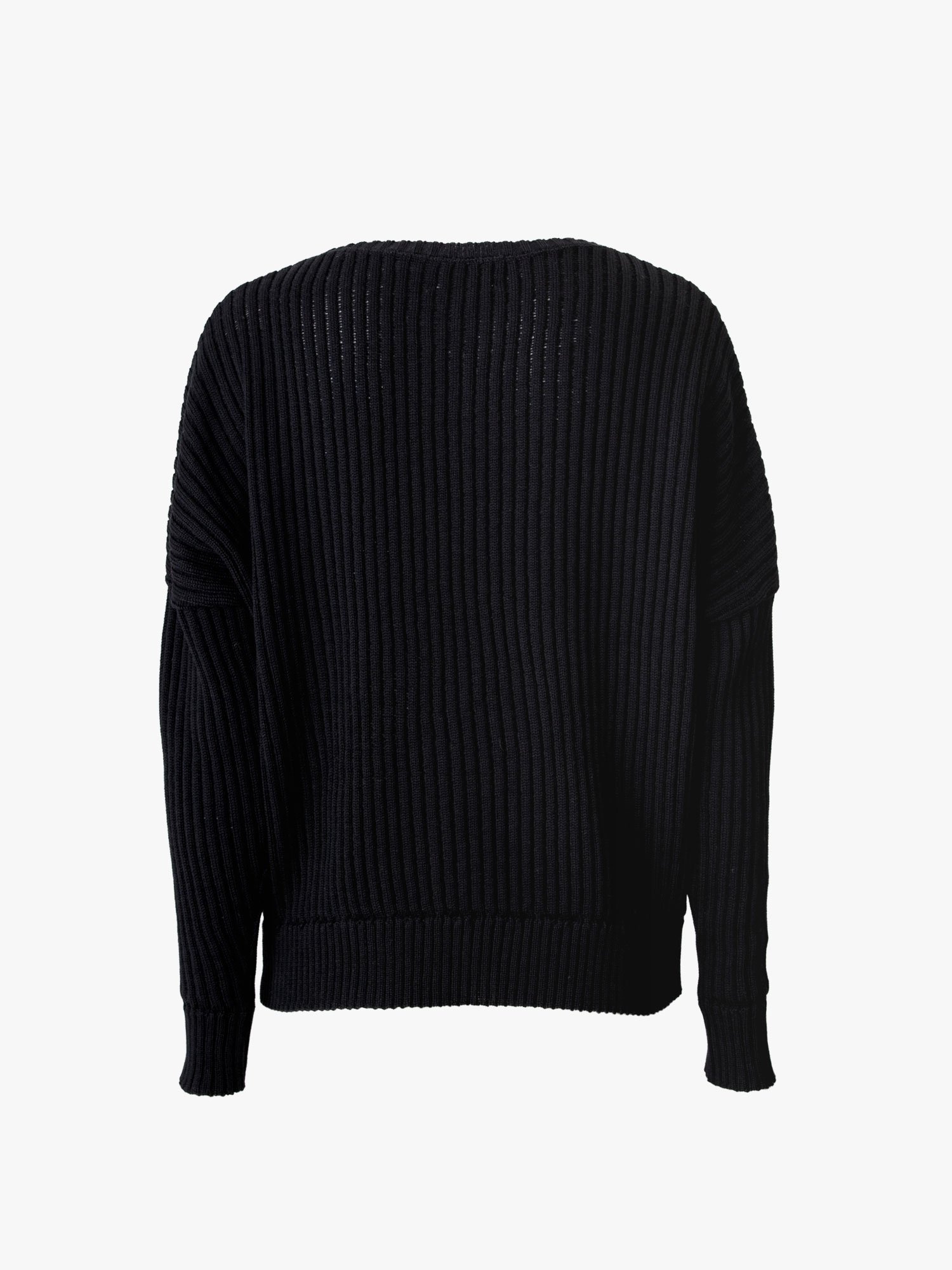 pullover_4_10_1500x2000px_Schwarz_NEU_2.jpg