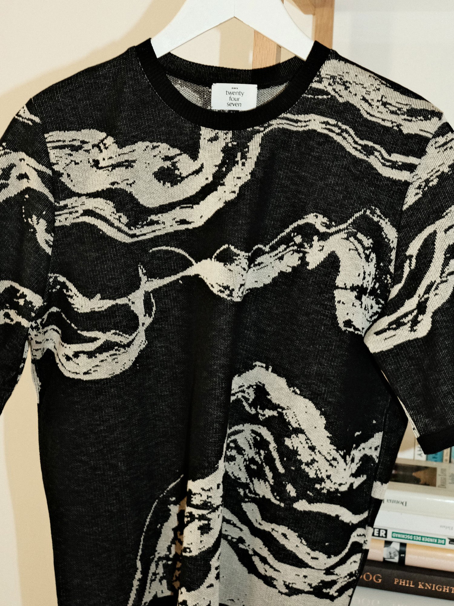 t_shirt_10_SummerSplash_25_jacquard_1500x2000px_4.jpg