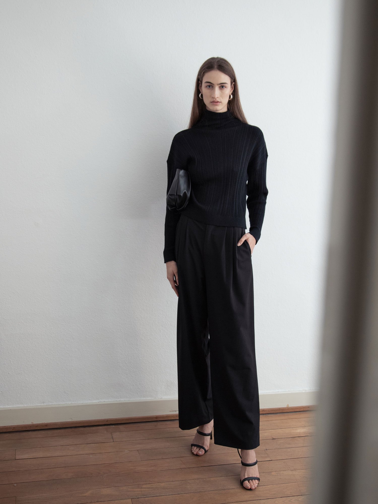 turtleneck_2_8_1500x2000px_7.jpg