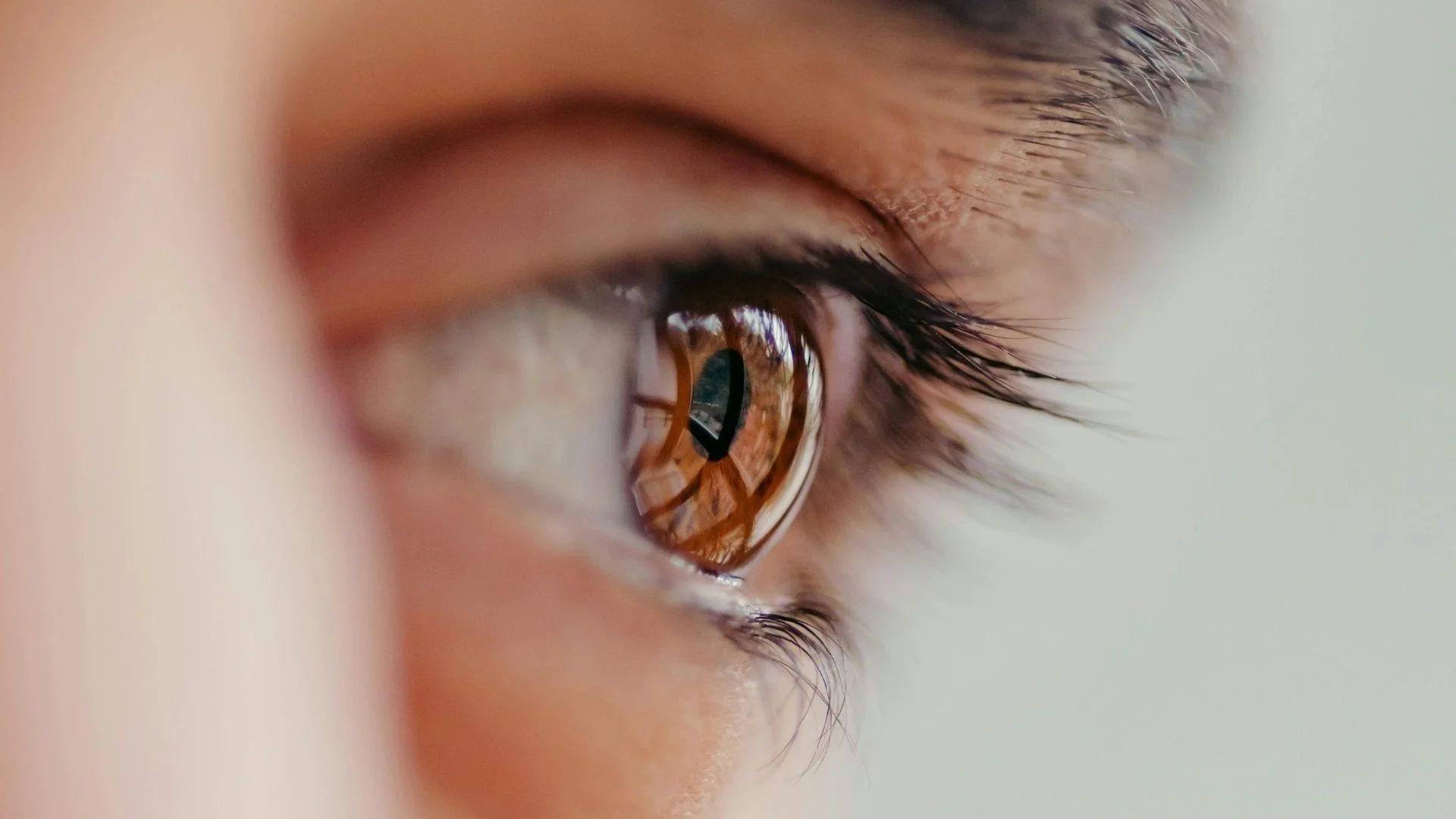Modern Contact Lenses: Why It’s Worth Trying Again