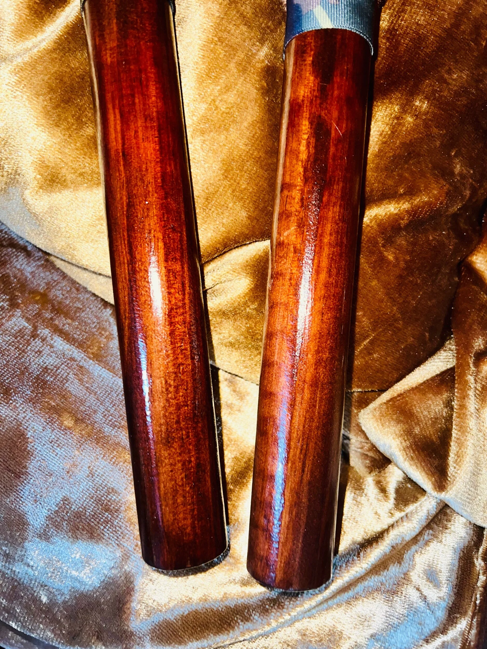 8DB0BF09-A6A3-4D69-8D43-EF0797500CF0