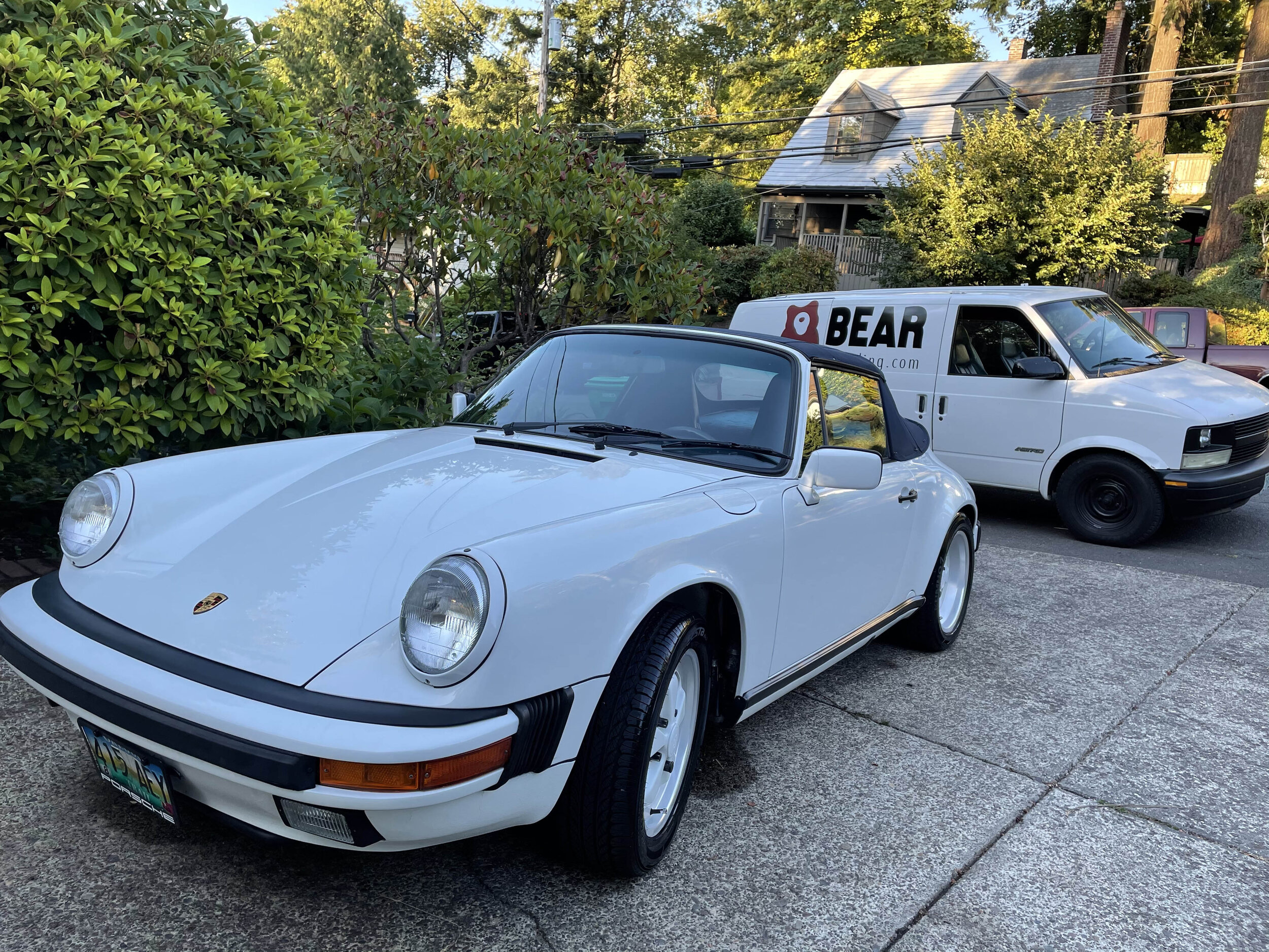 Porche.jpg