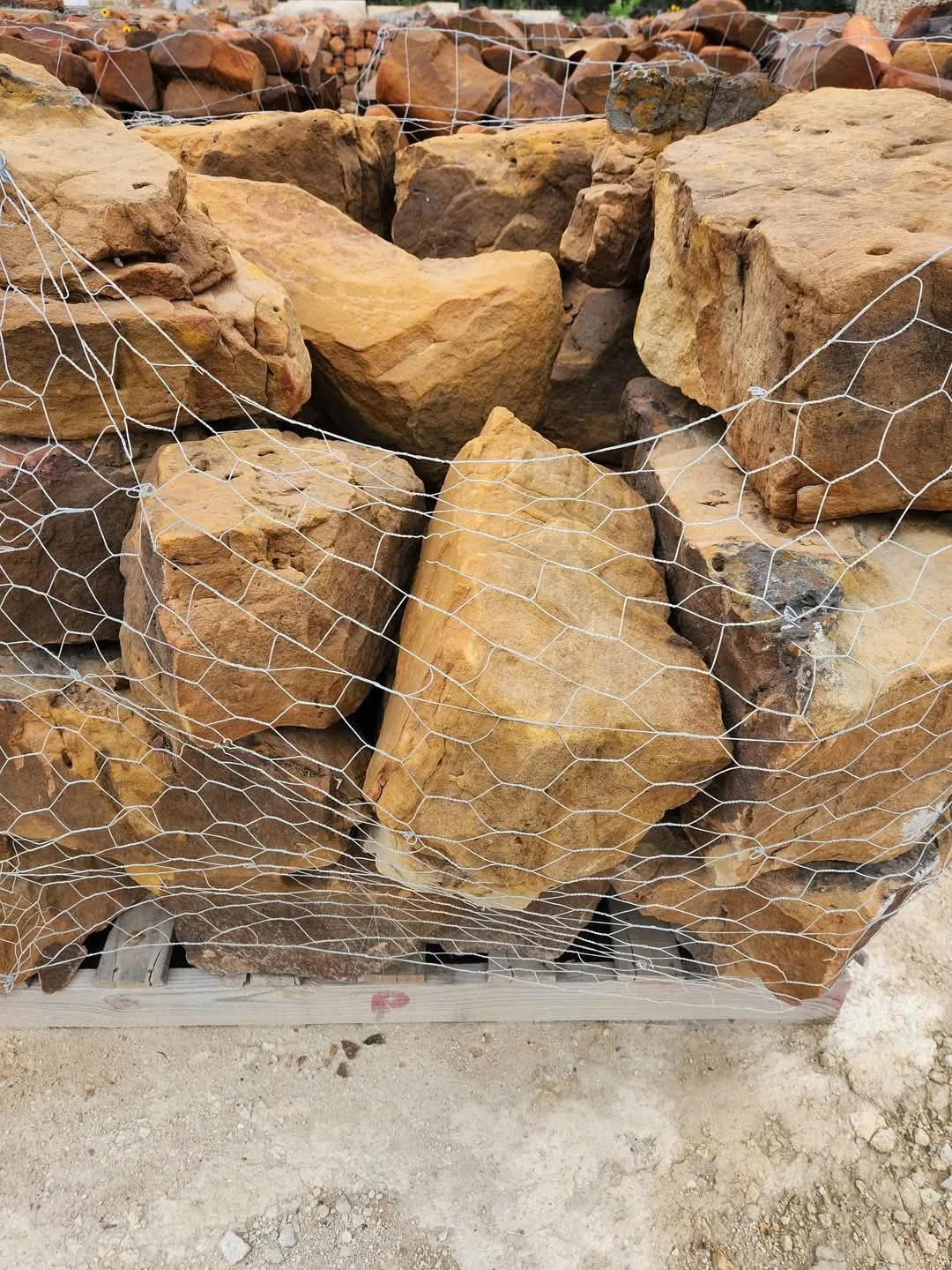 pallet stone (4).JPG