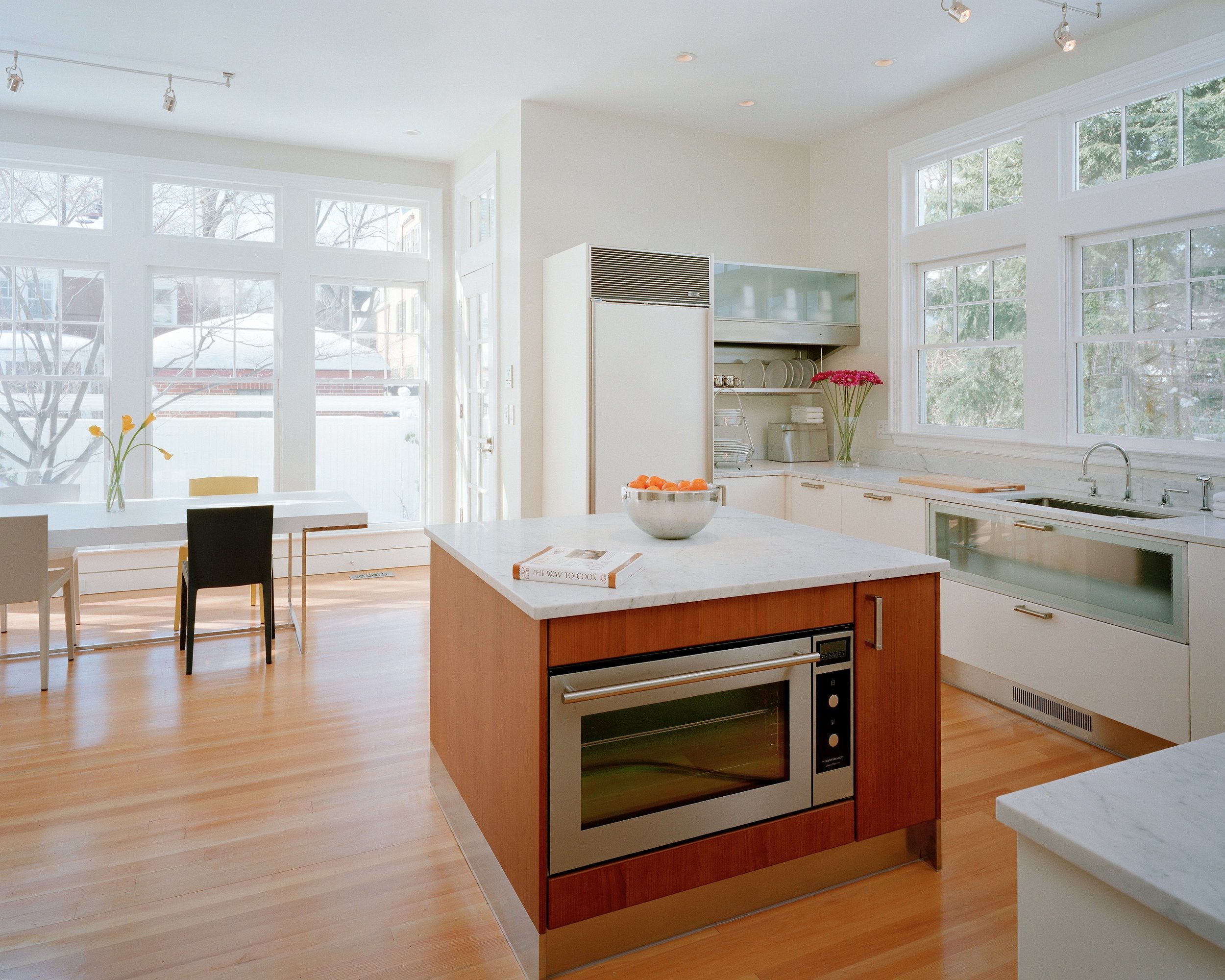 Kitchen_island_sink_06.jpg
