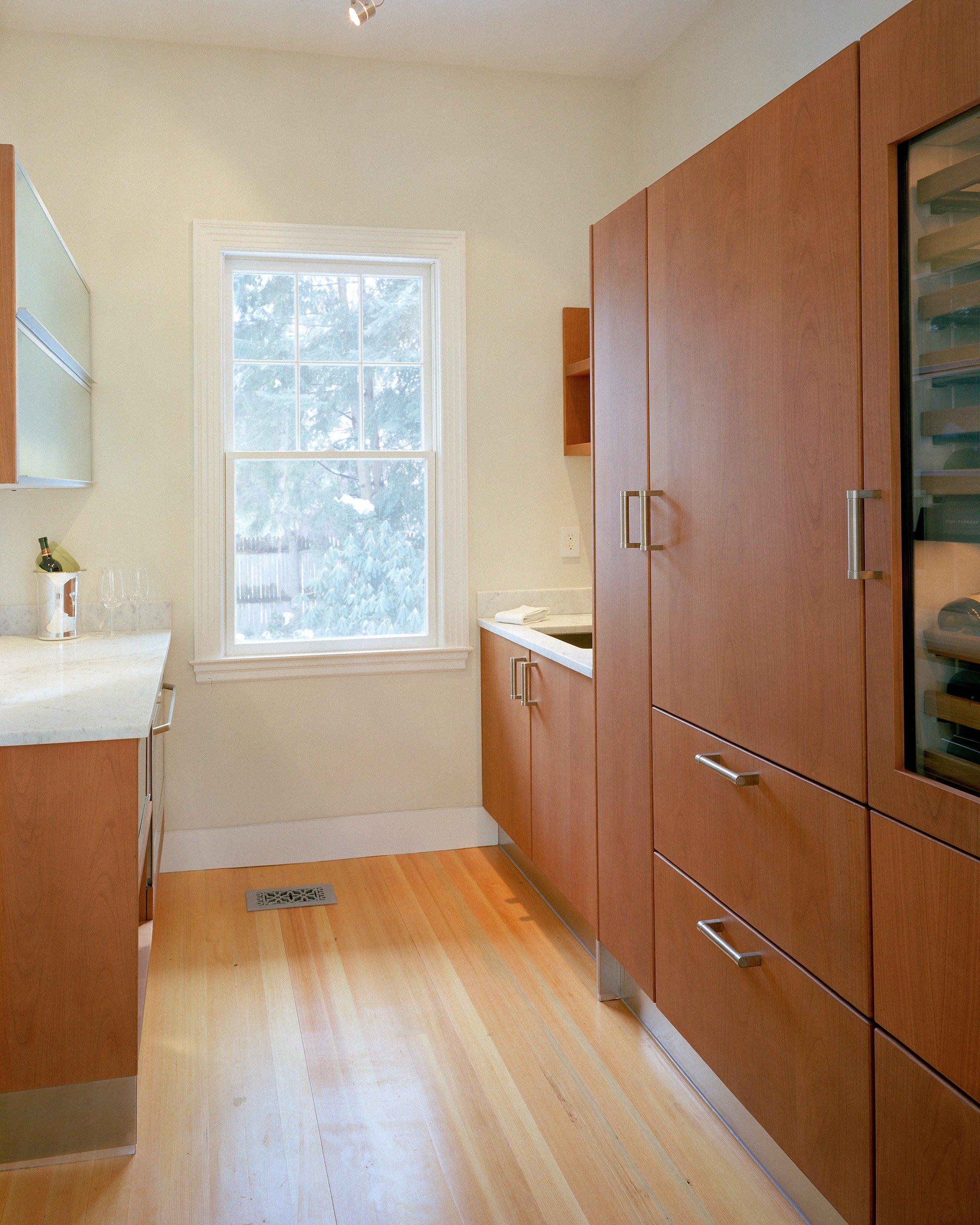 Kitchen_pantry_08.jpg
