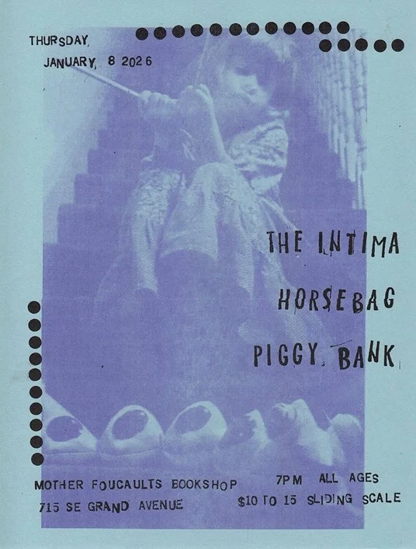 SHOW : THE INTIMA - HORSEBAG - PIGGY BANK 
