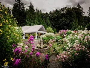 TWIN WILLOW GARDENS | Snohomish, WA Wedding & Event Venue