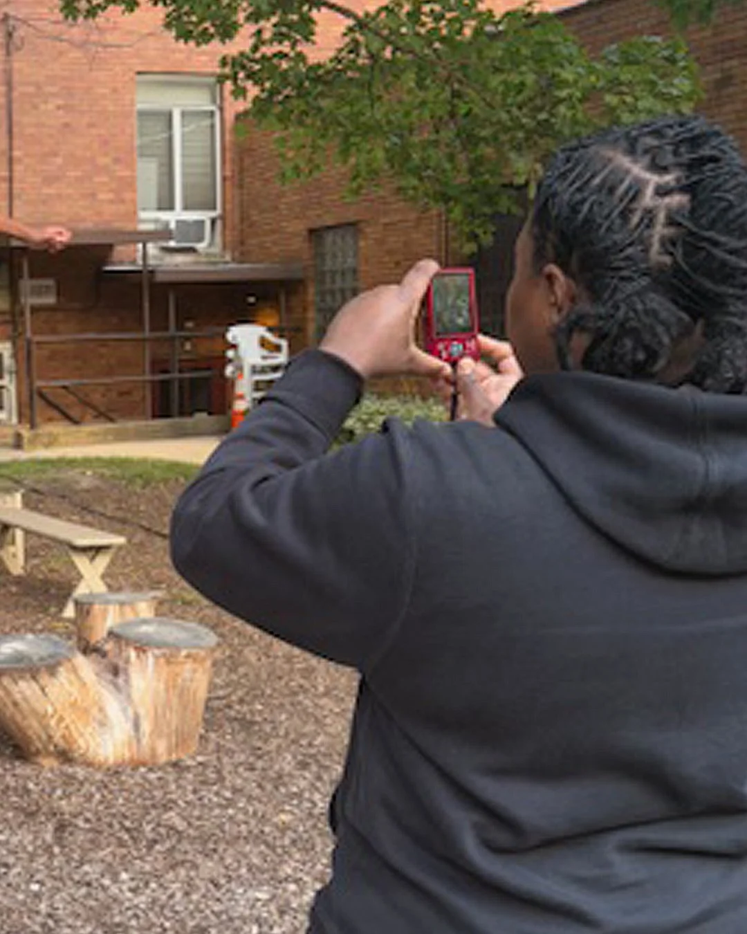Congratulations to Lydia Home youth for participating & engaging in photography! This week their photos and stories are featured at Evanston's Lydia Home. 
A heartfelt thank you to our amazing partners and guest artist — we look forward to