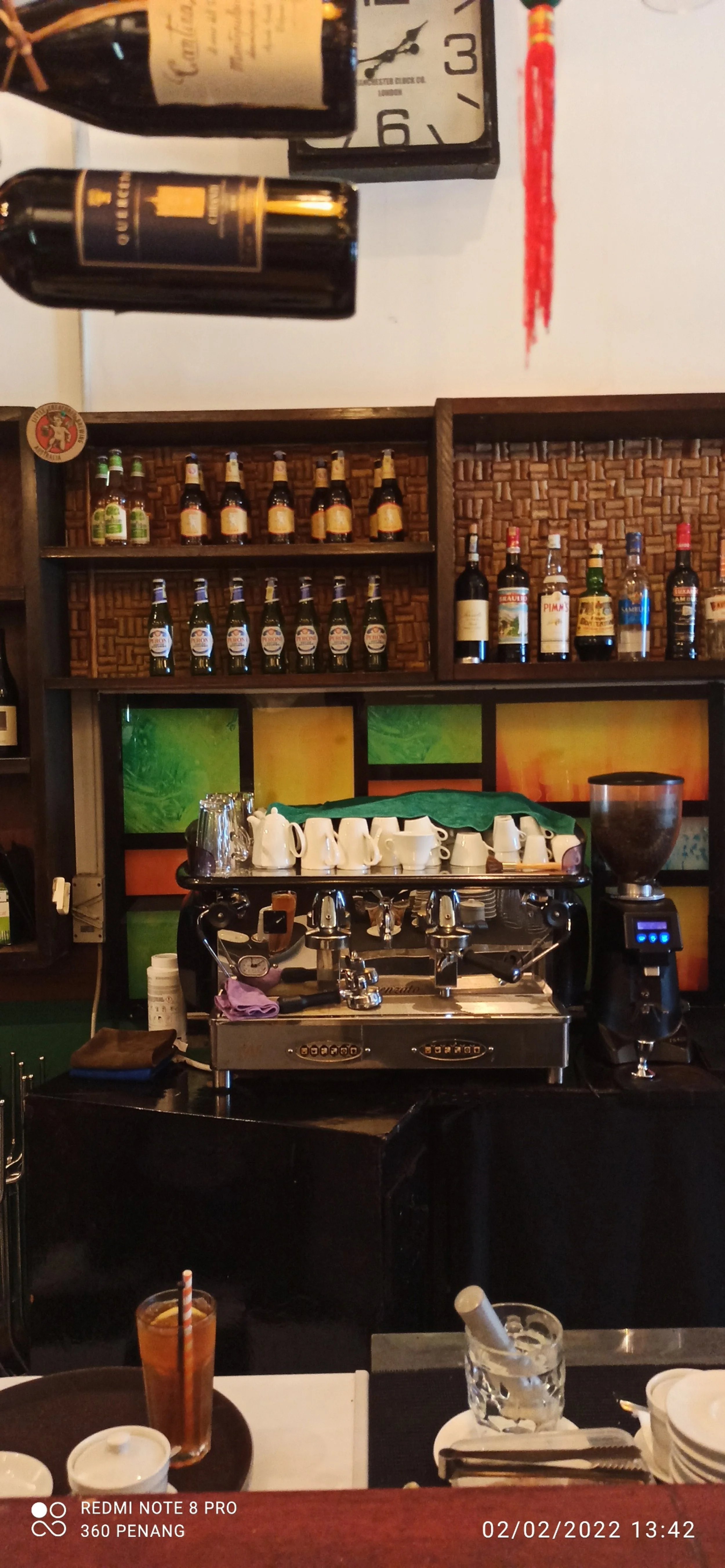 Bar counter