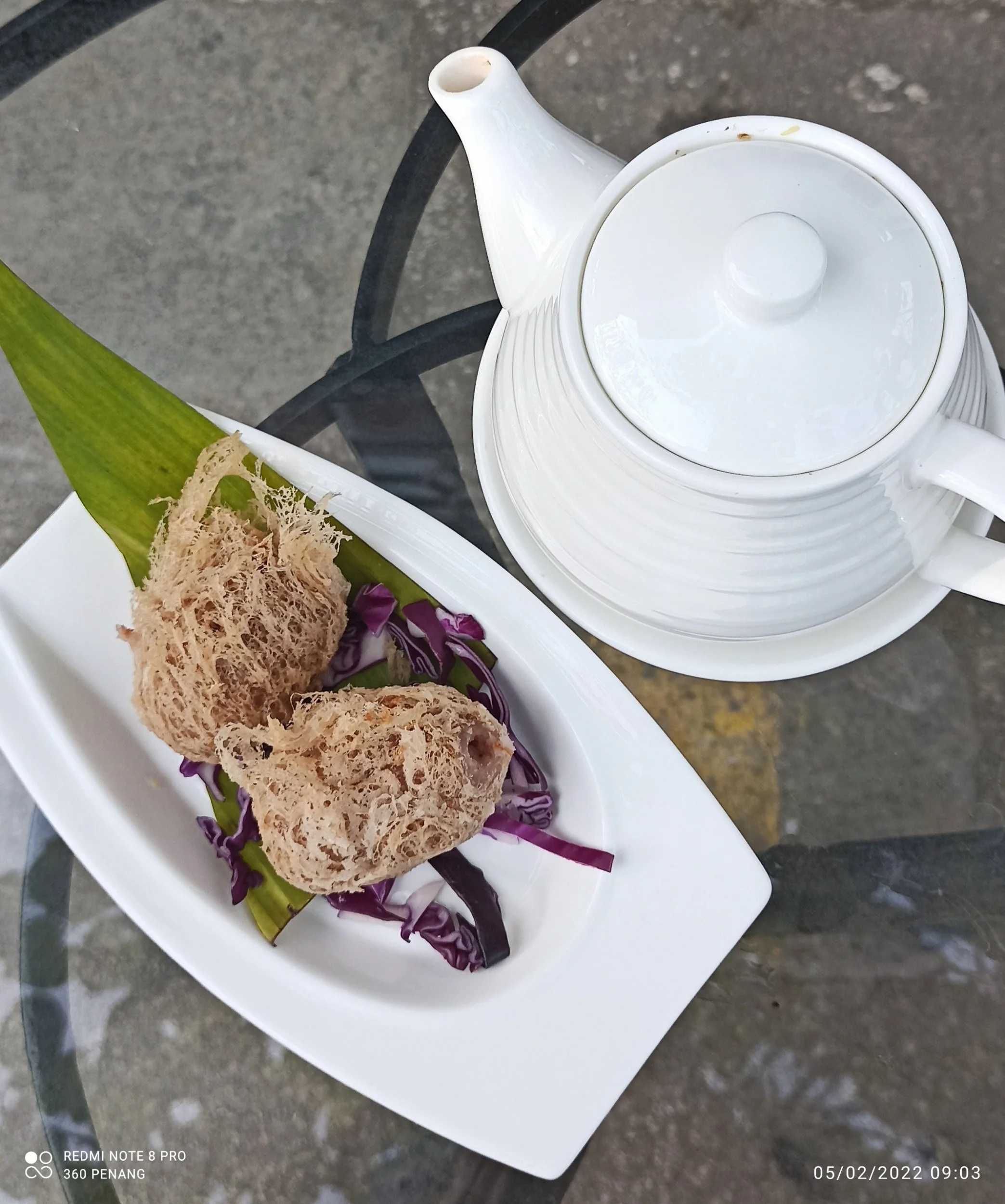 Wu Kok and Chrysanthemum tea