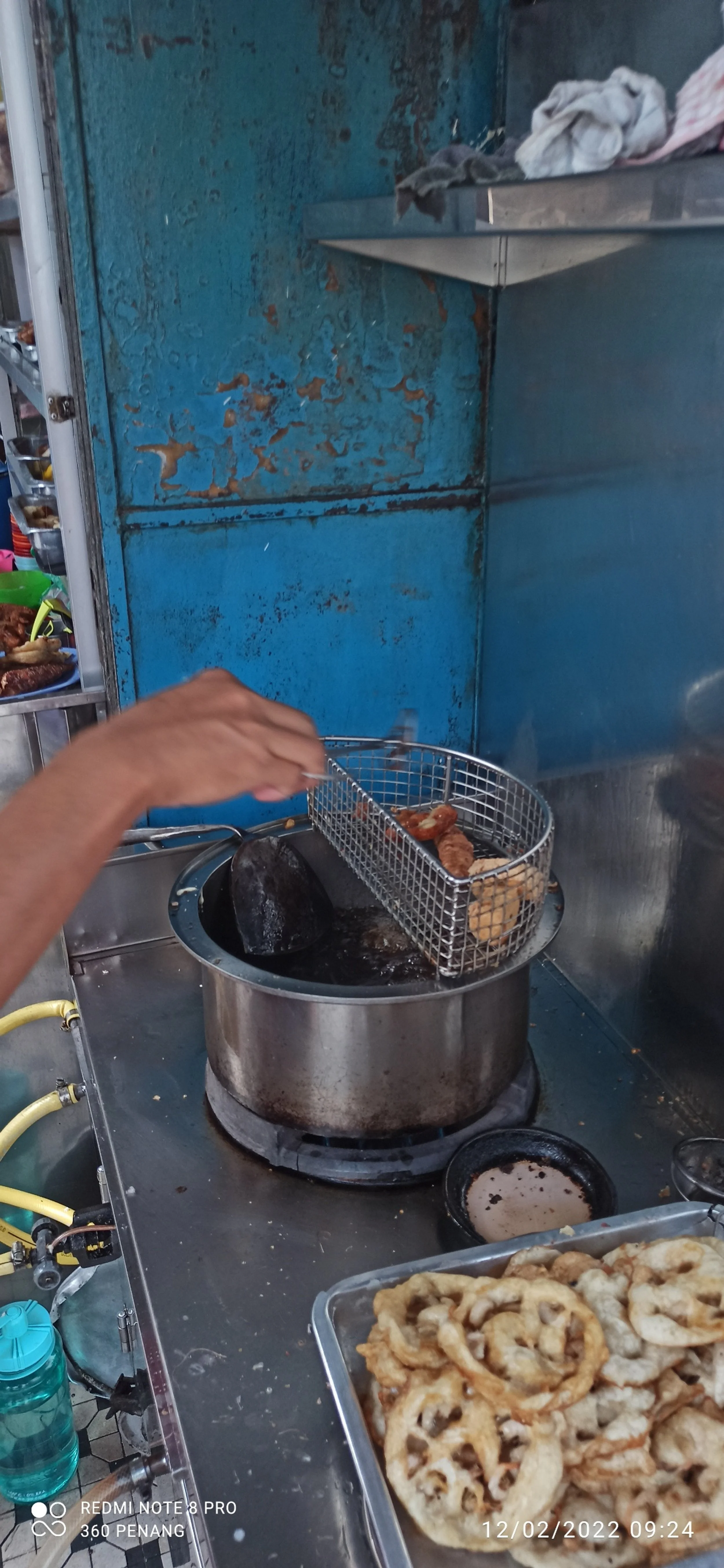 Note stack of Hei Chee (prawn fritters)