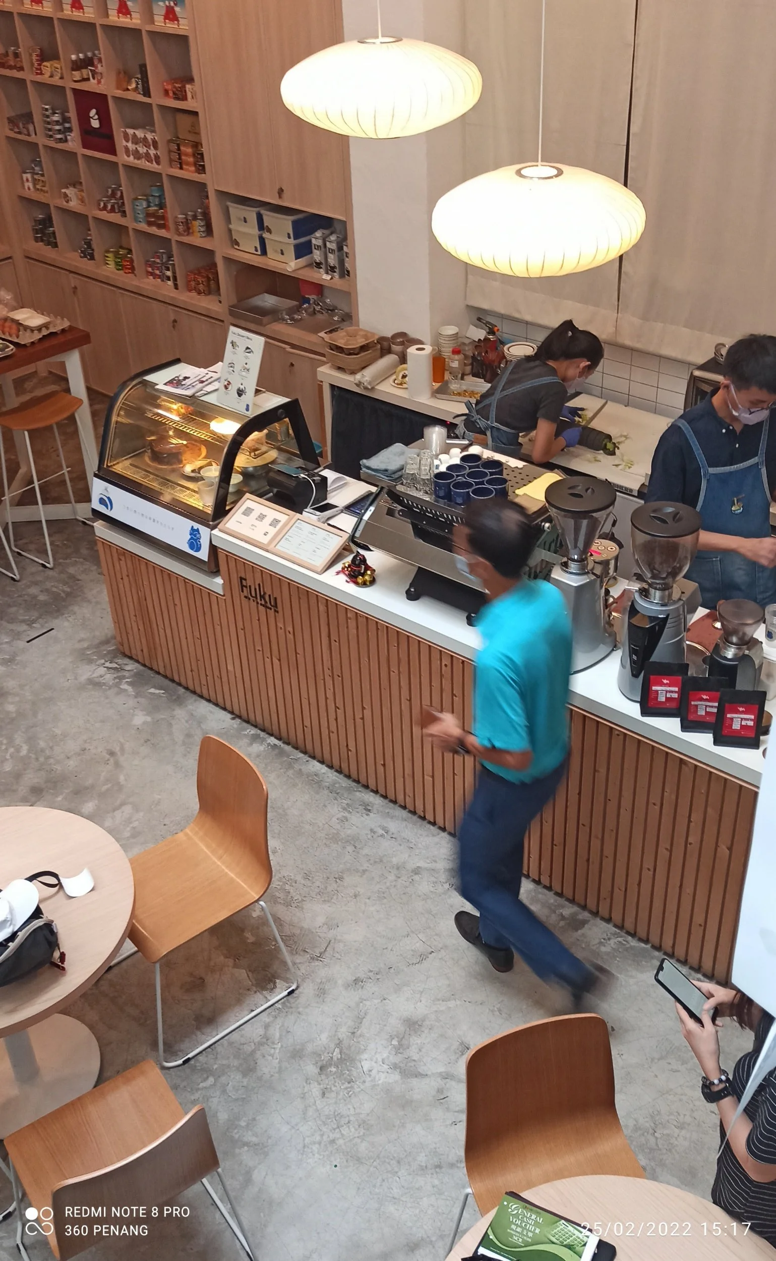 Main bar counter