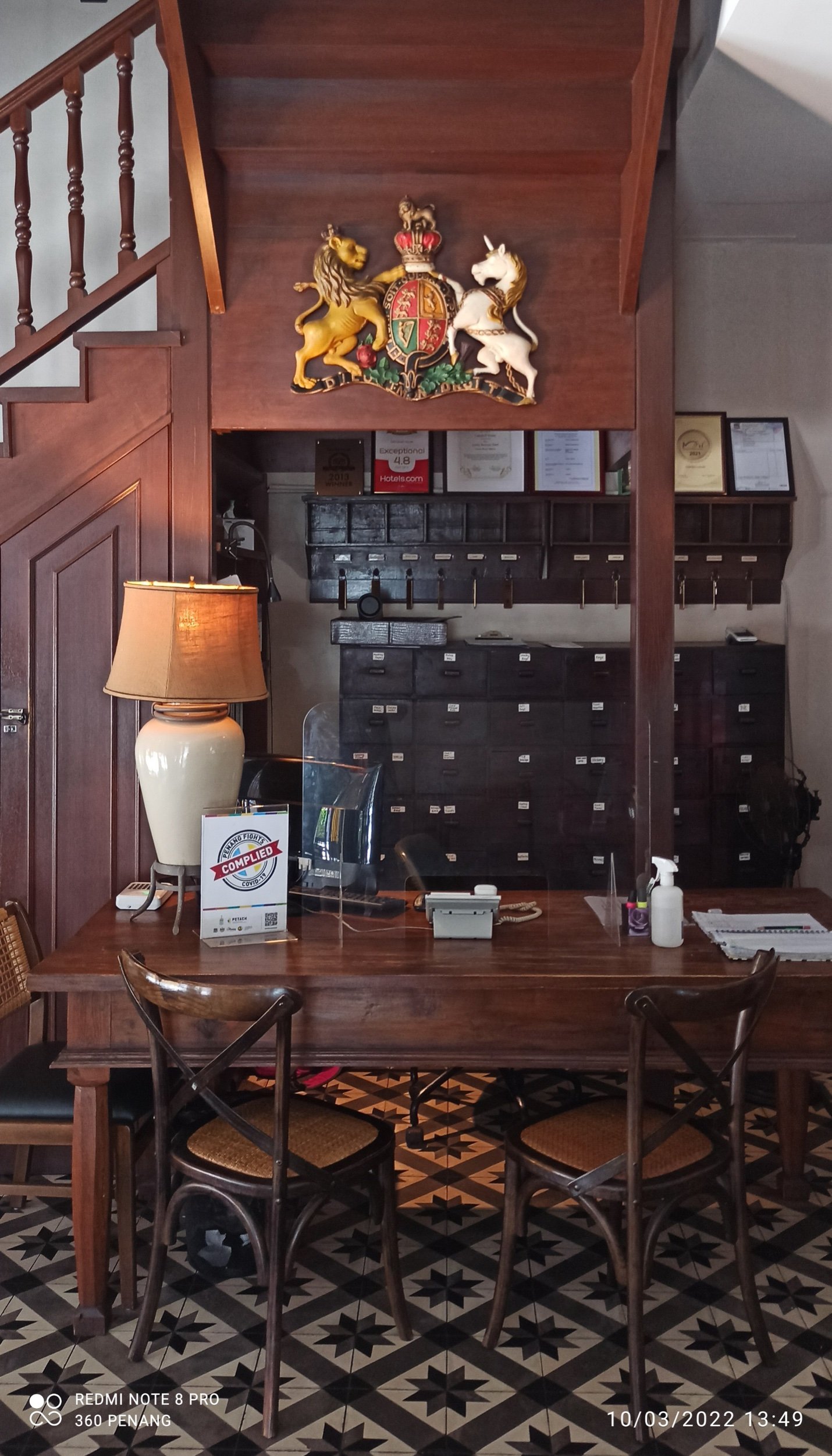 Hotel concierge desk