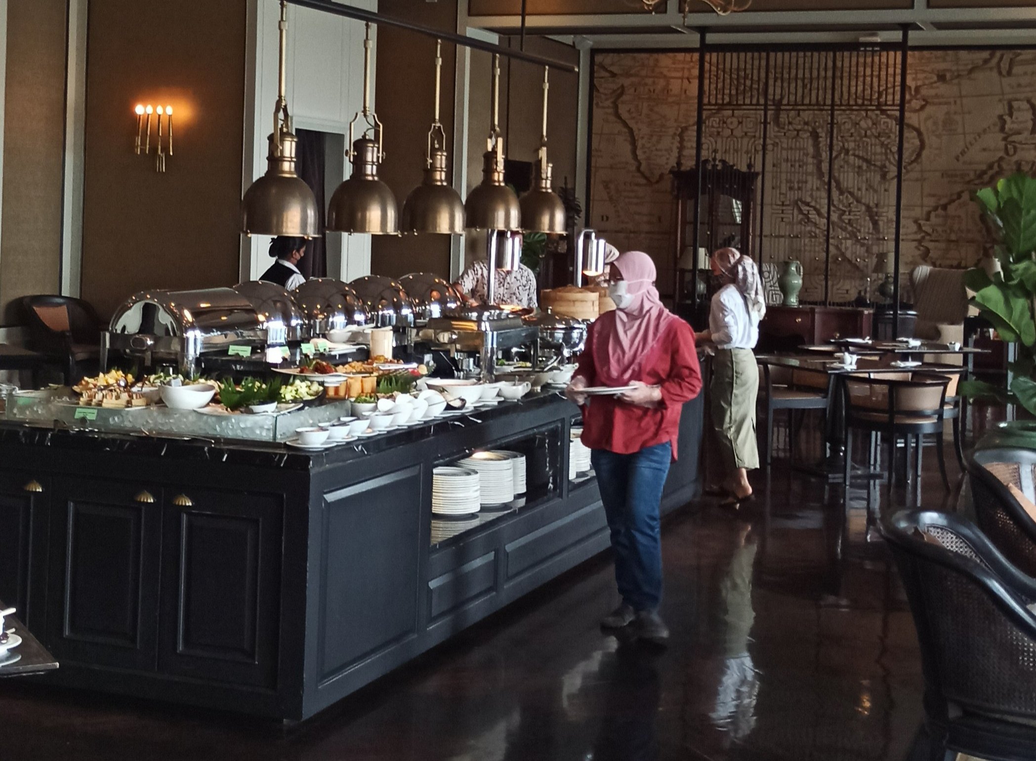 The main buffet line
