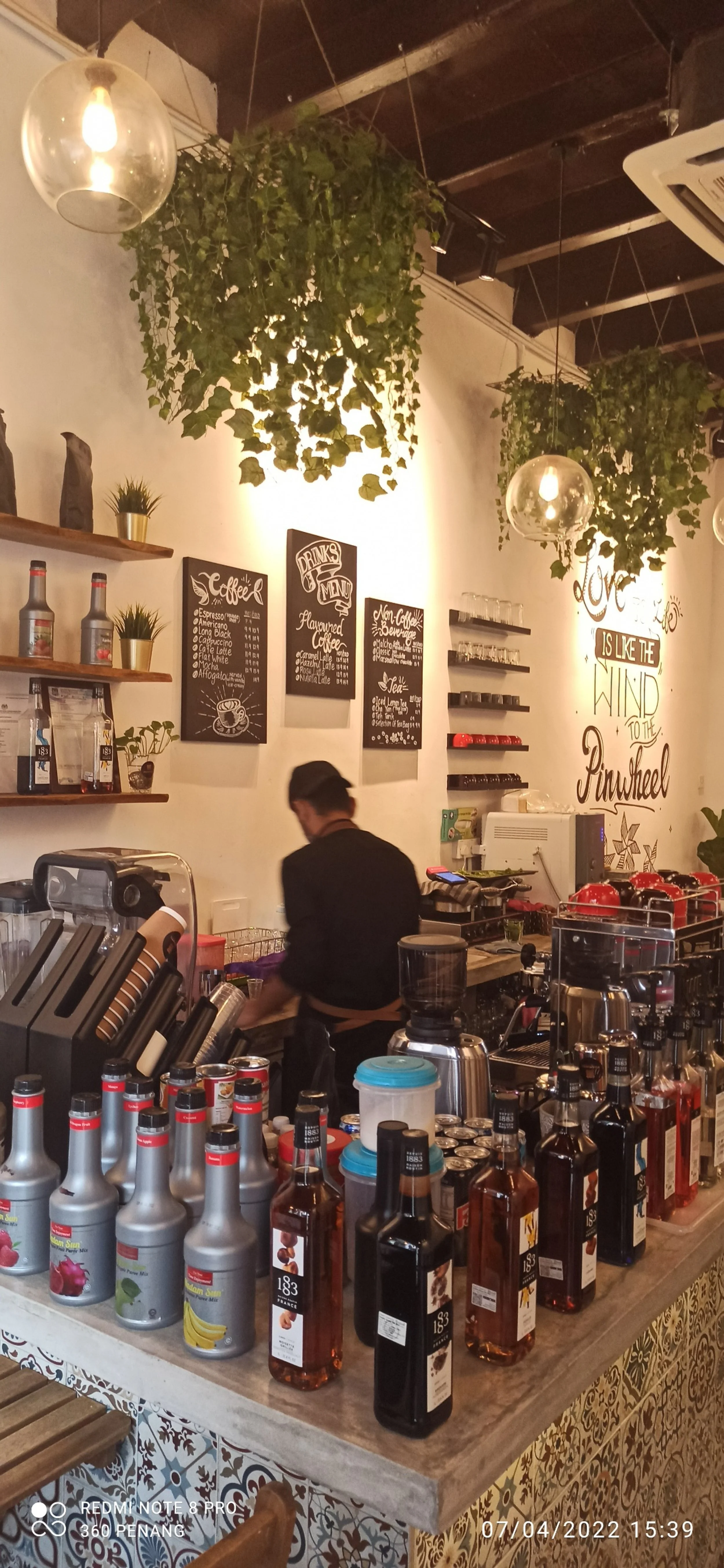 Main bar counter