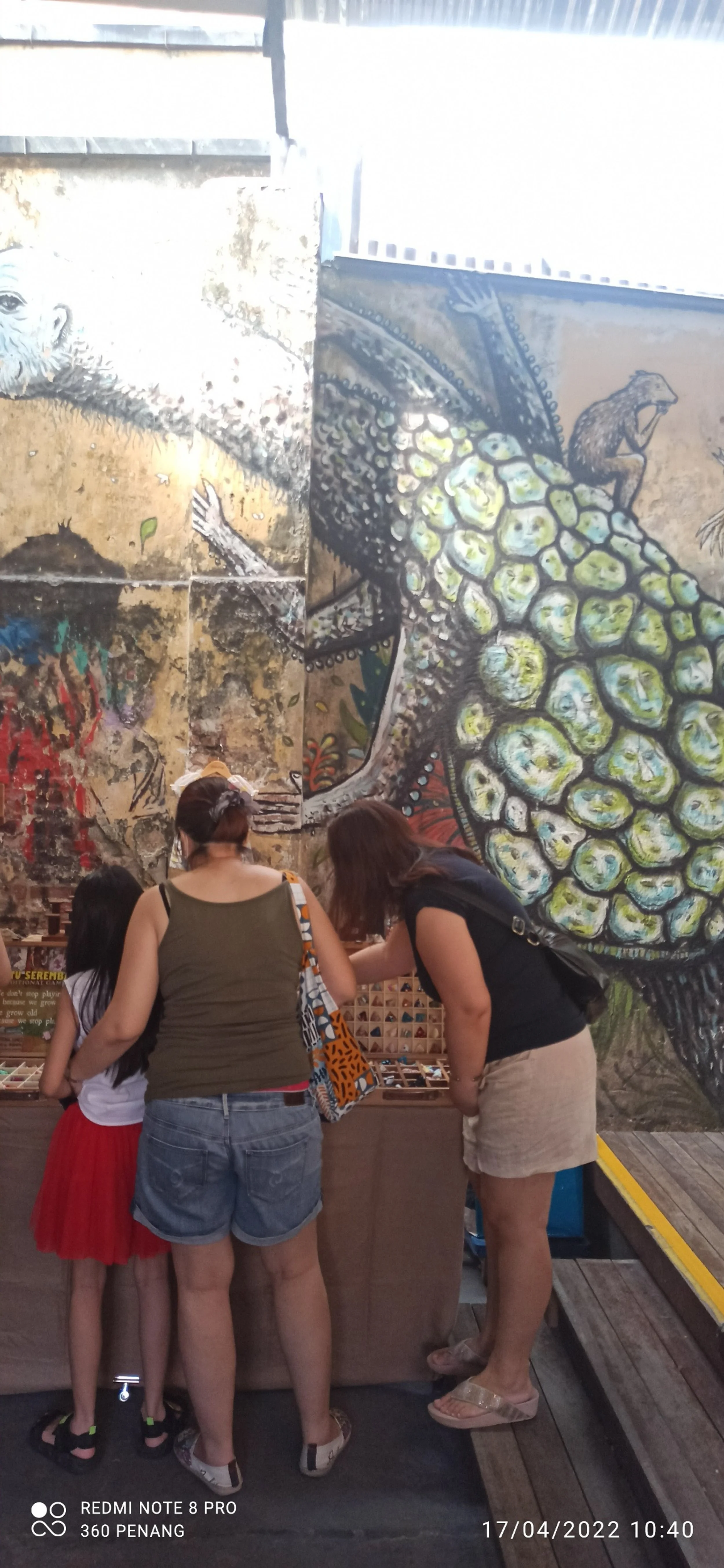 Wall mural