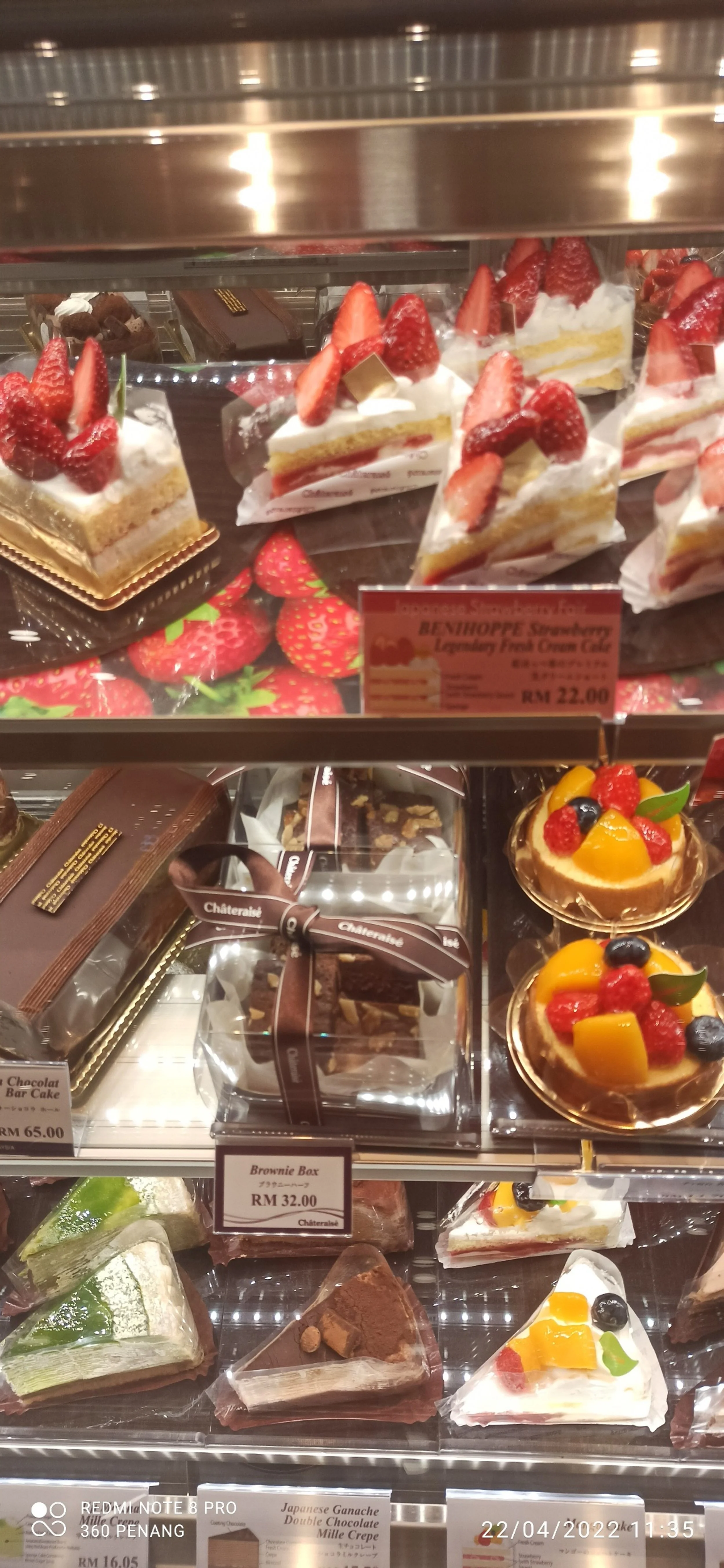 Tarts and sponge cakes