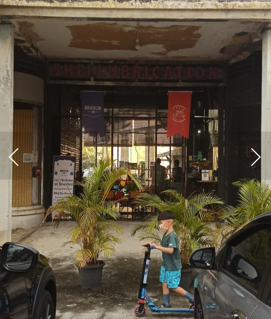 Sunday at Hin Bus Depot arts hub