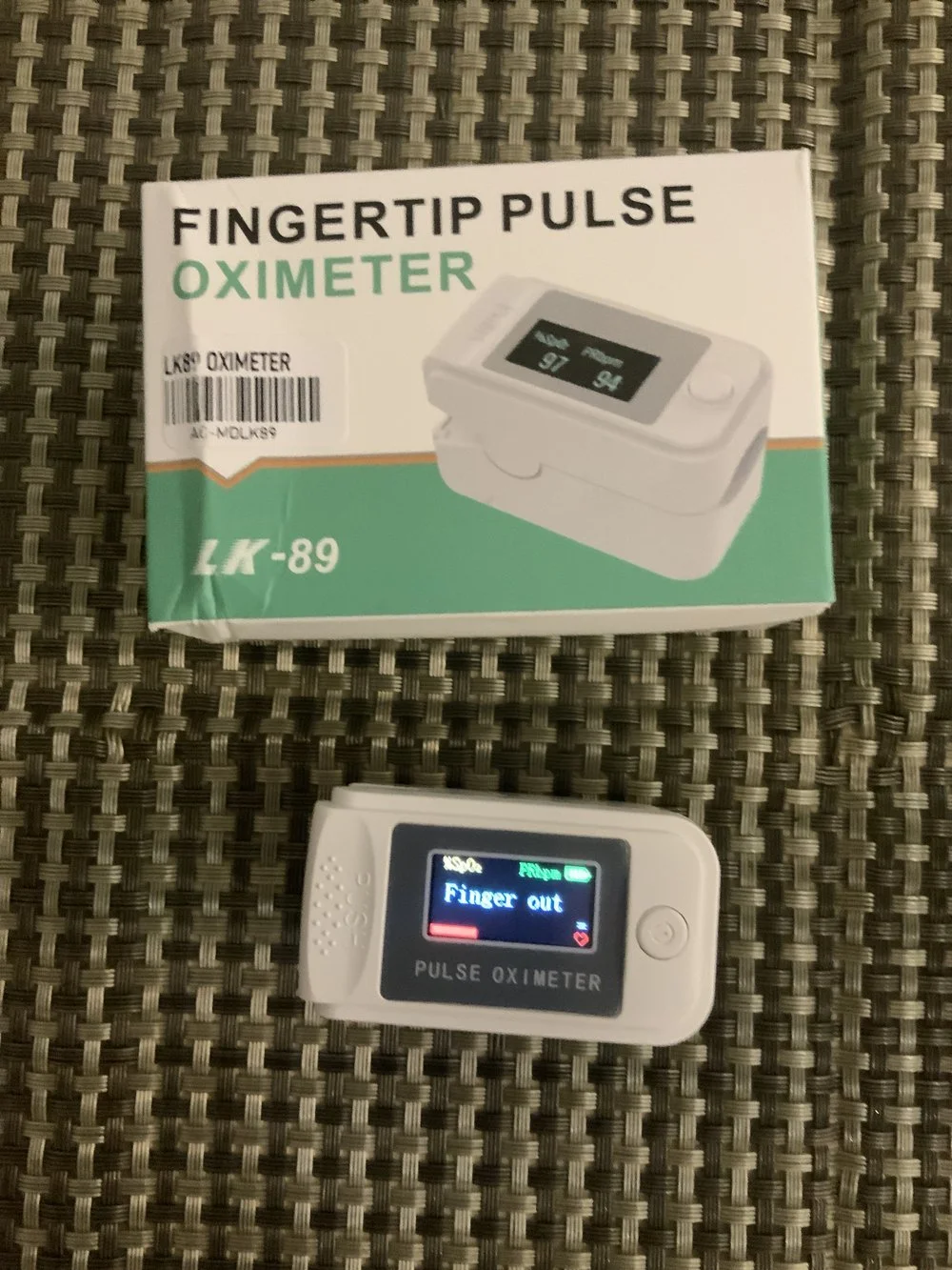 Fingertip Pulse Oximeter