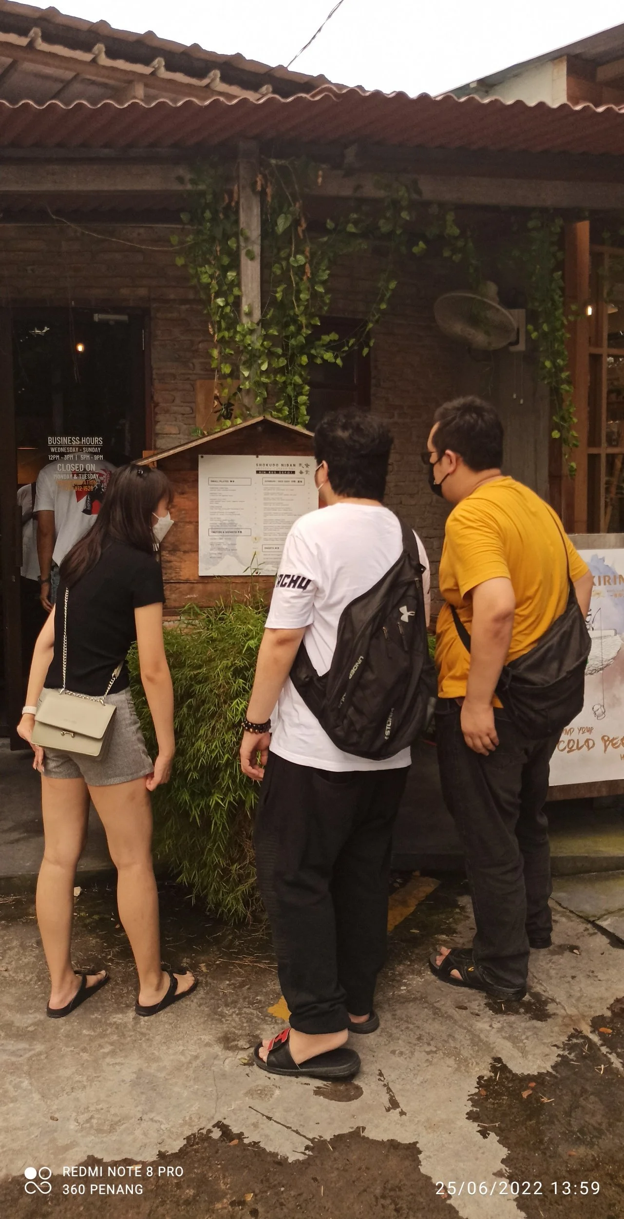 Food @ Hin Bus Depot Arts Hub