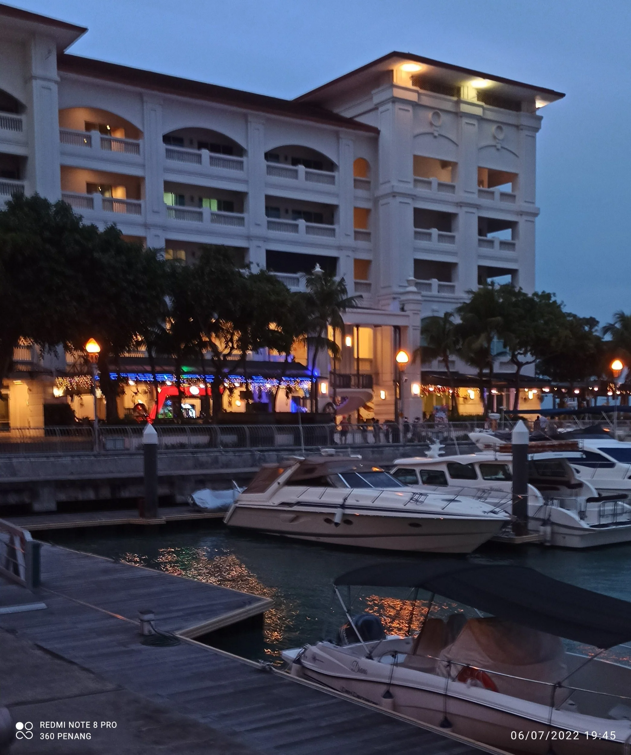 Dusk at Tanjung Tokong beach