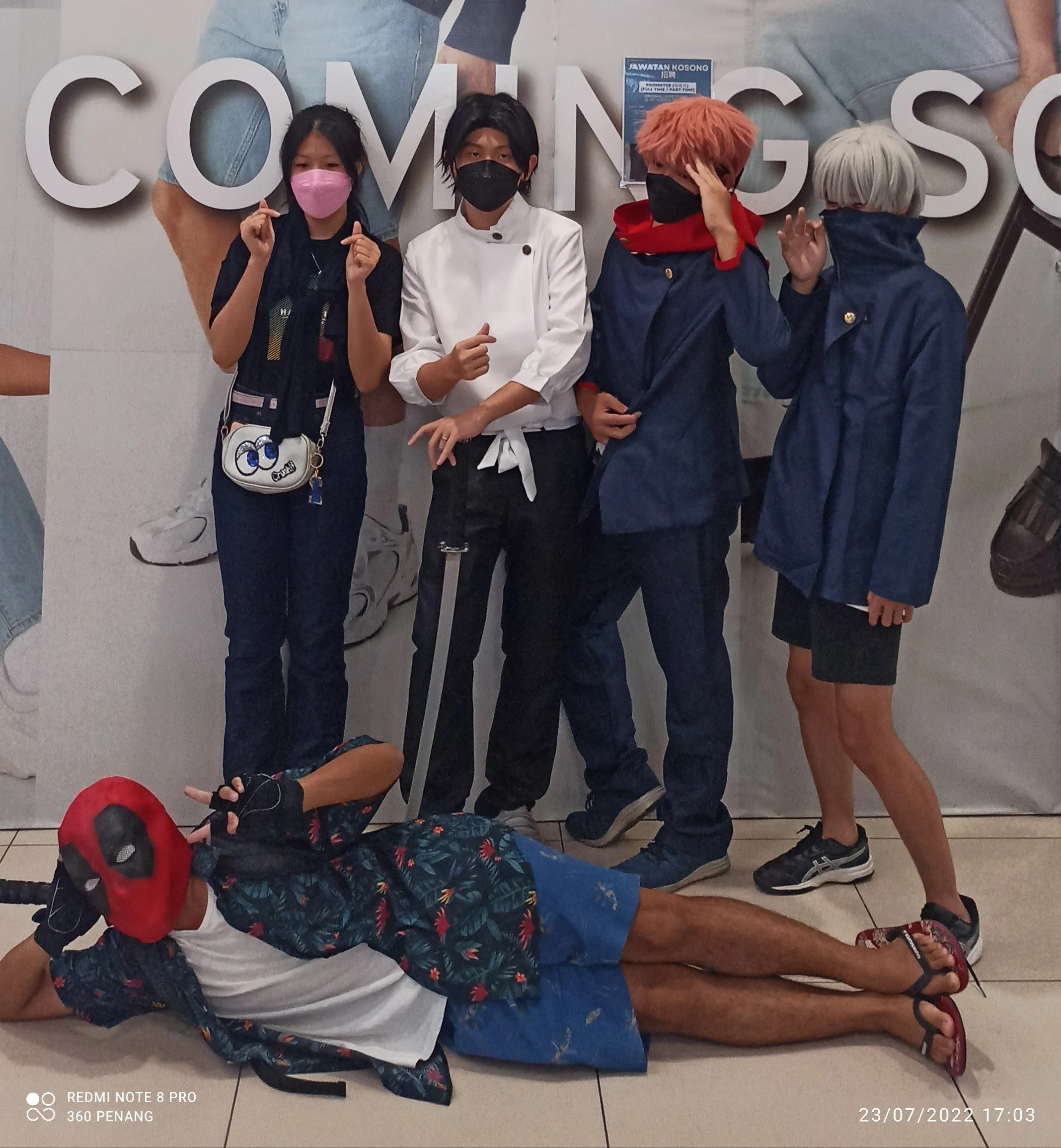 Cosplayers & friends