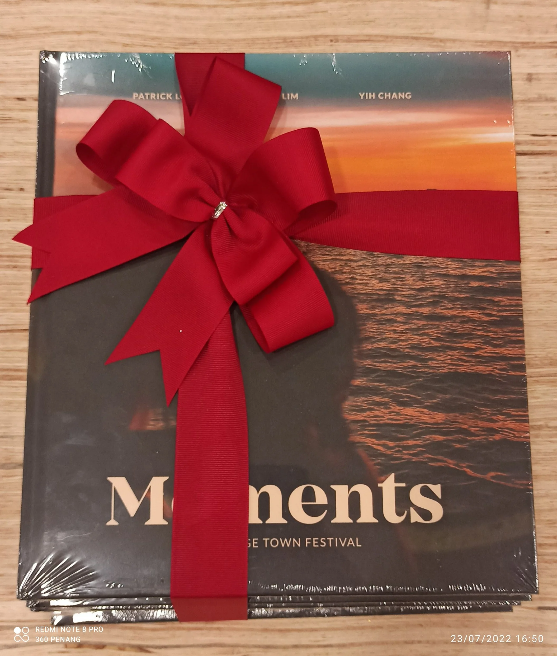 Moments Photography Exhibition @ 1st Avenue