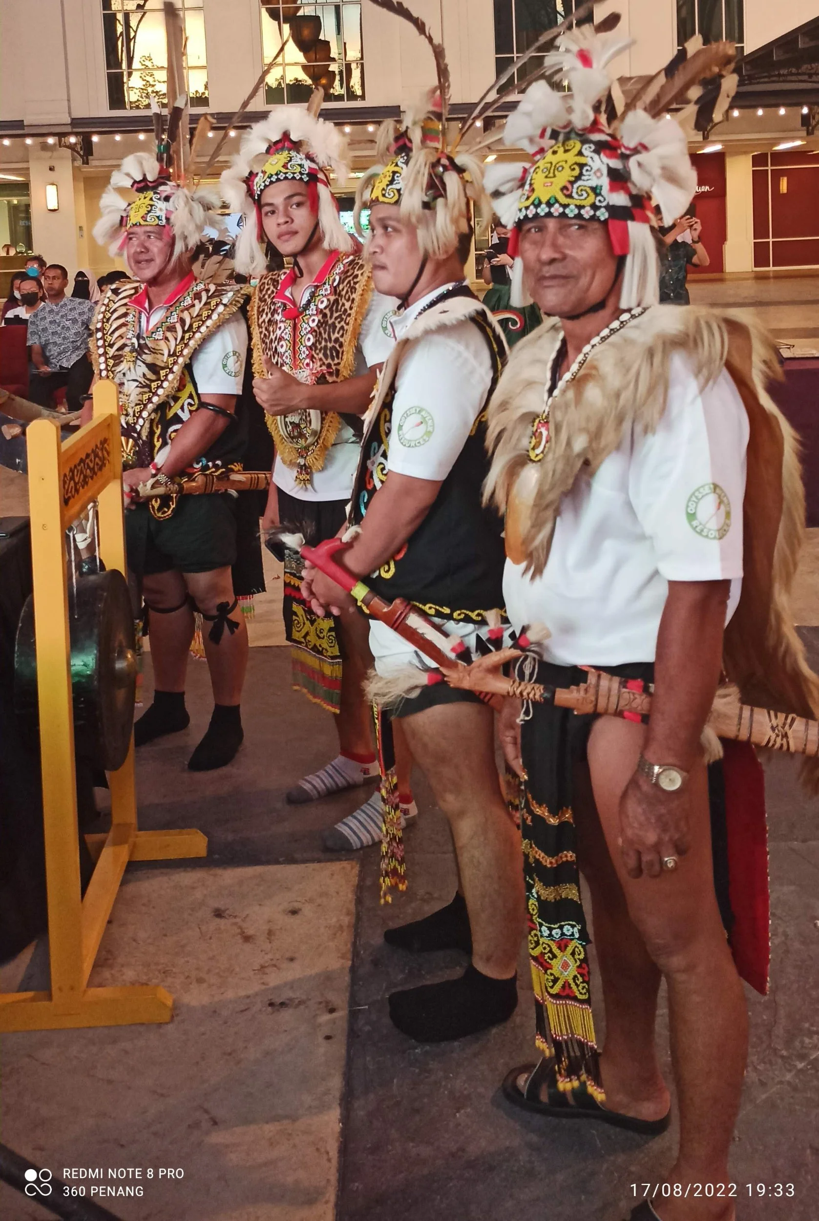 Sarawak Tourism troupe @ Straits Quay