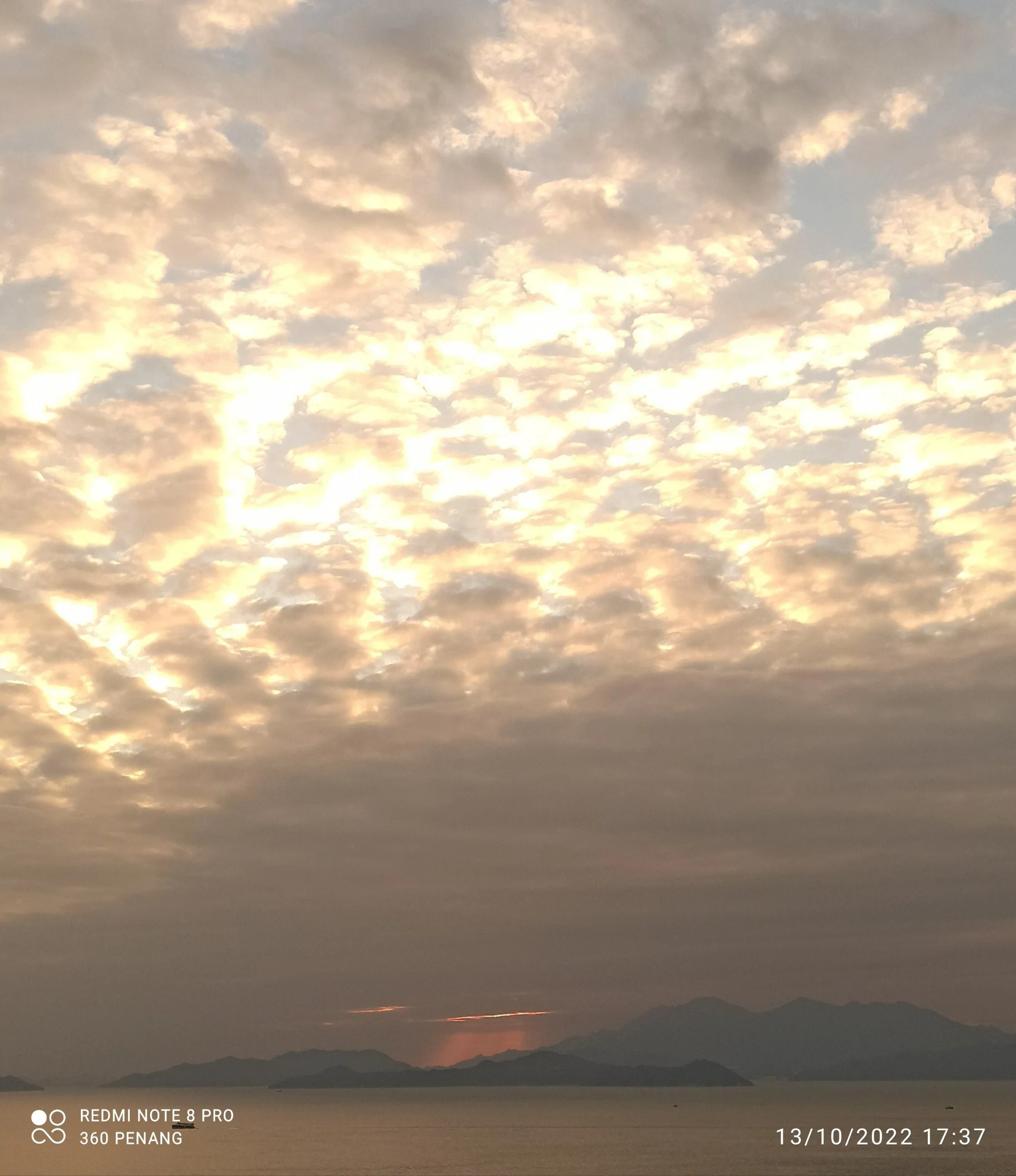 Sandy Bay @ Pokfulam