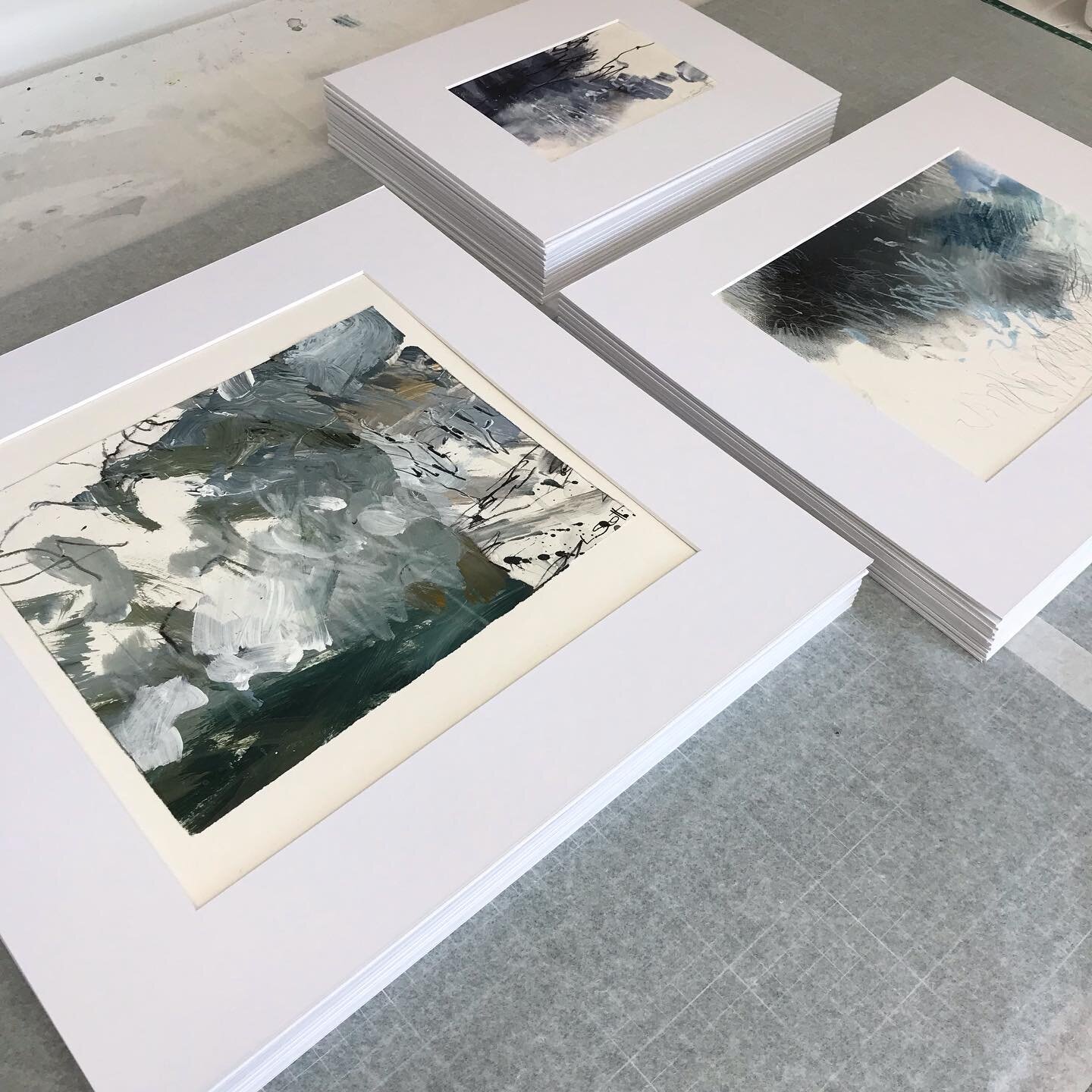 👉🏼 I have to confess it&rsquo;s lovely seeing all of the paper works presented, nice, neat and ready to fly off to potential new homes

👉🏼 It&rsquo;s all coming together, I&rsquo;m just waiting on my paintings to return back from the framer tomor