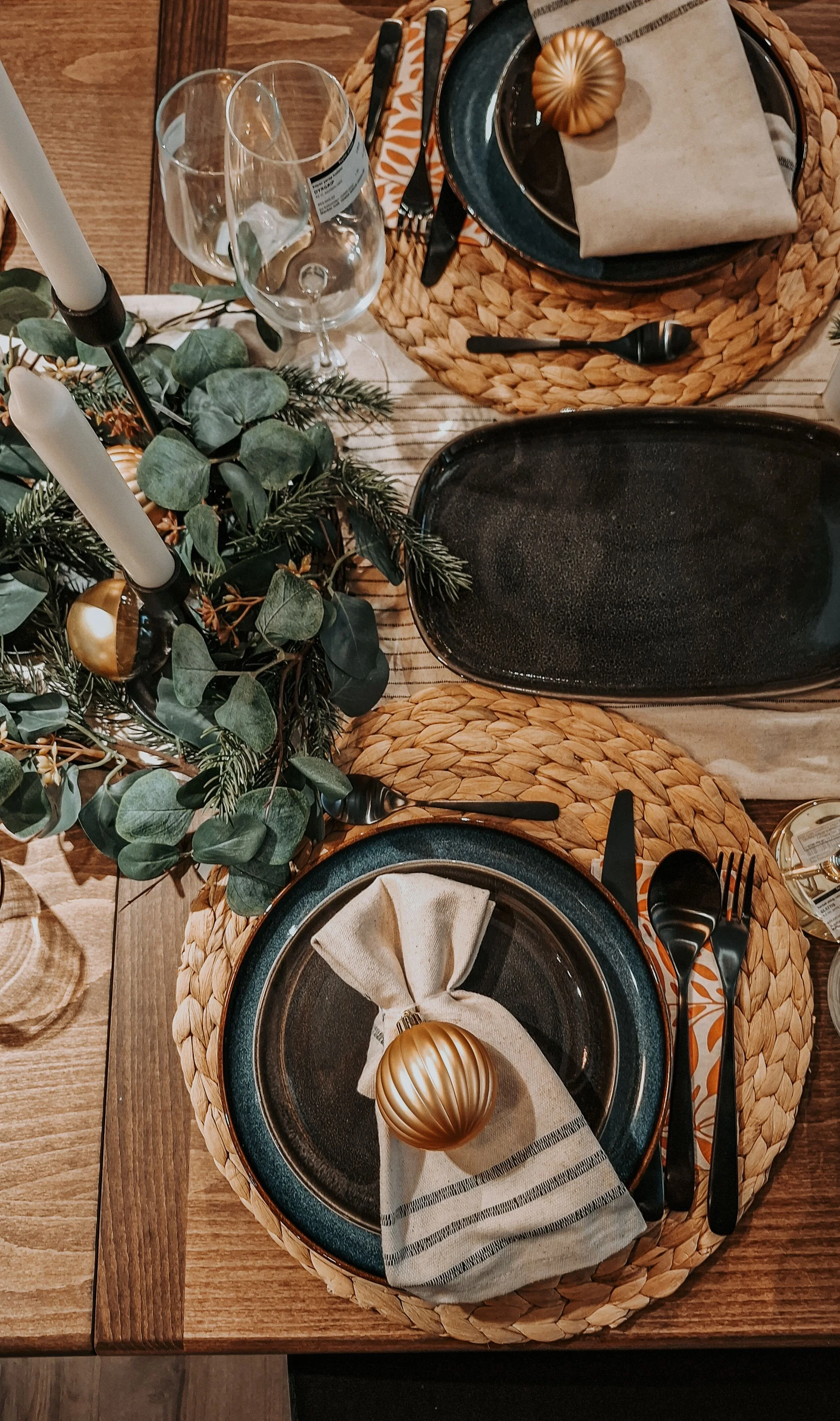 Modern Holiday Party Table Setting
