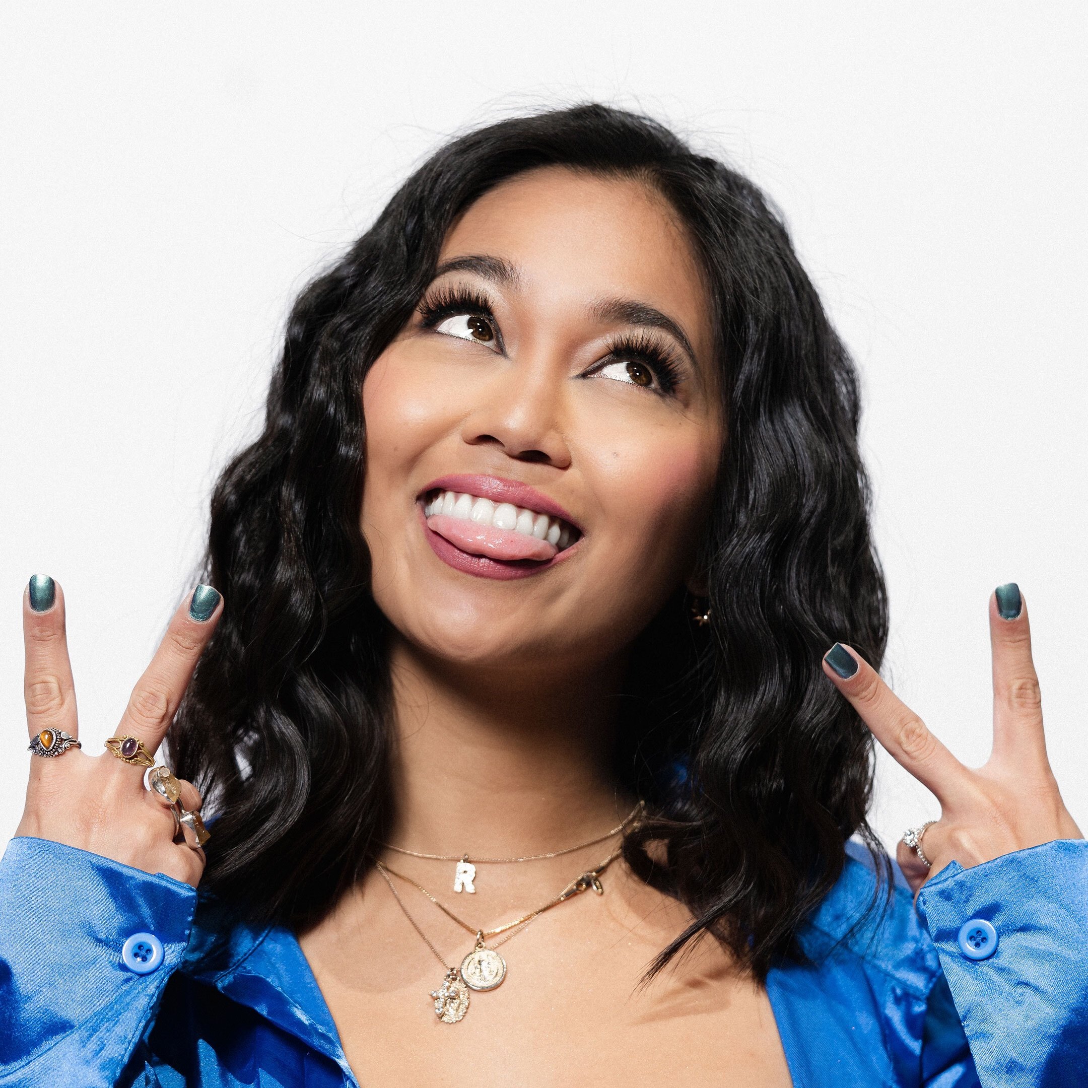 Queen of Content Shares Her Journey of Entrepreneurship & Music - Rozen’s Story