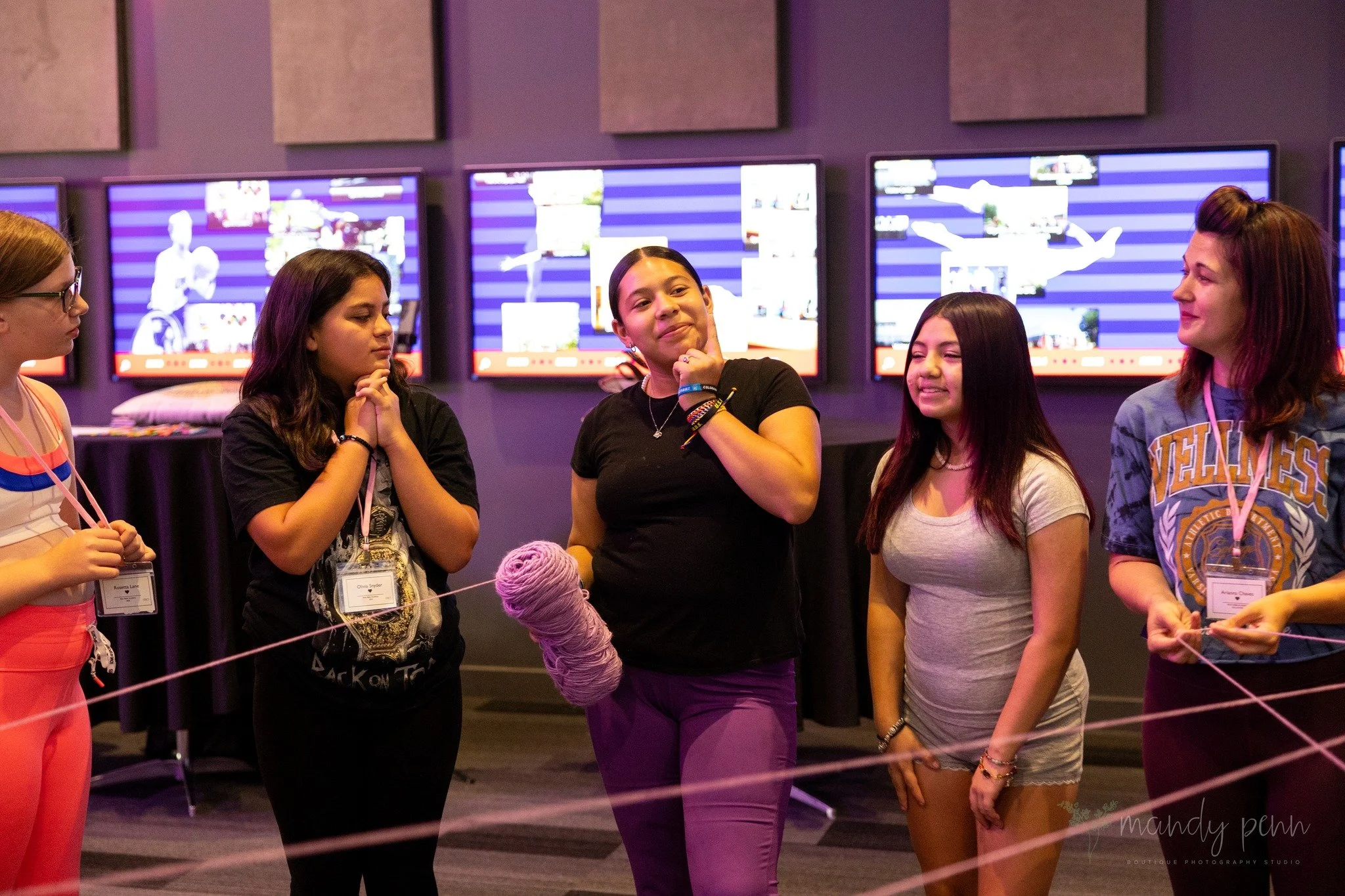 We’re better in community.
When life feels heavy, community reminds us that we don’t have to carry it all alone.
Interested in learning about the Boss Babe Academy hosted by @officialbossbabenetworking? 
🔗 Link in Bio.