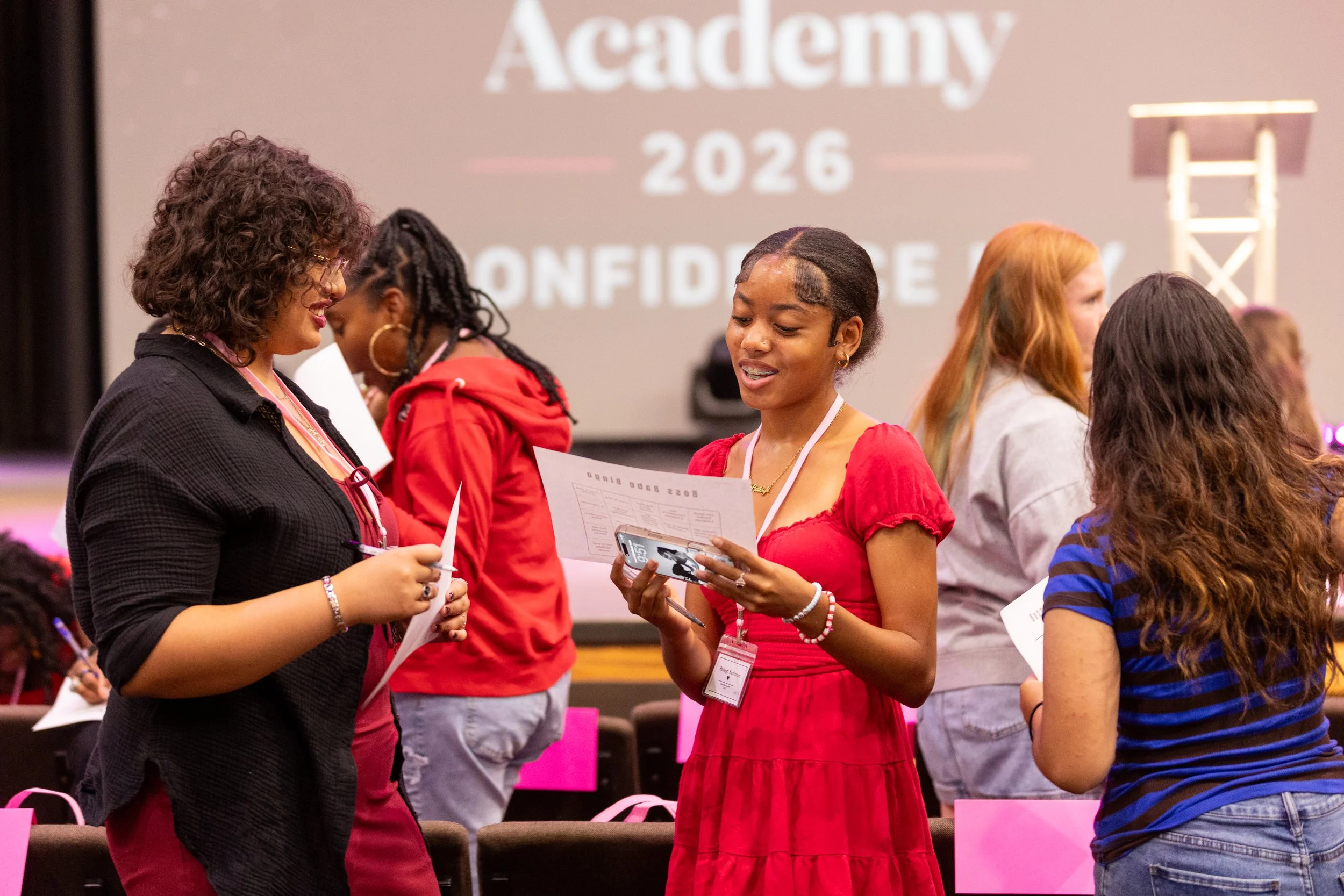 Students Network at Boss Babe Academy