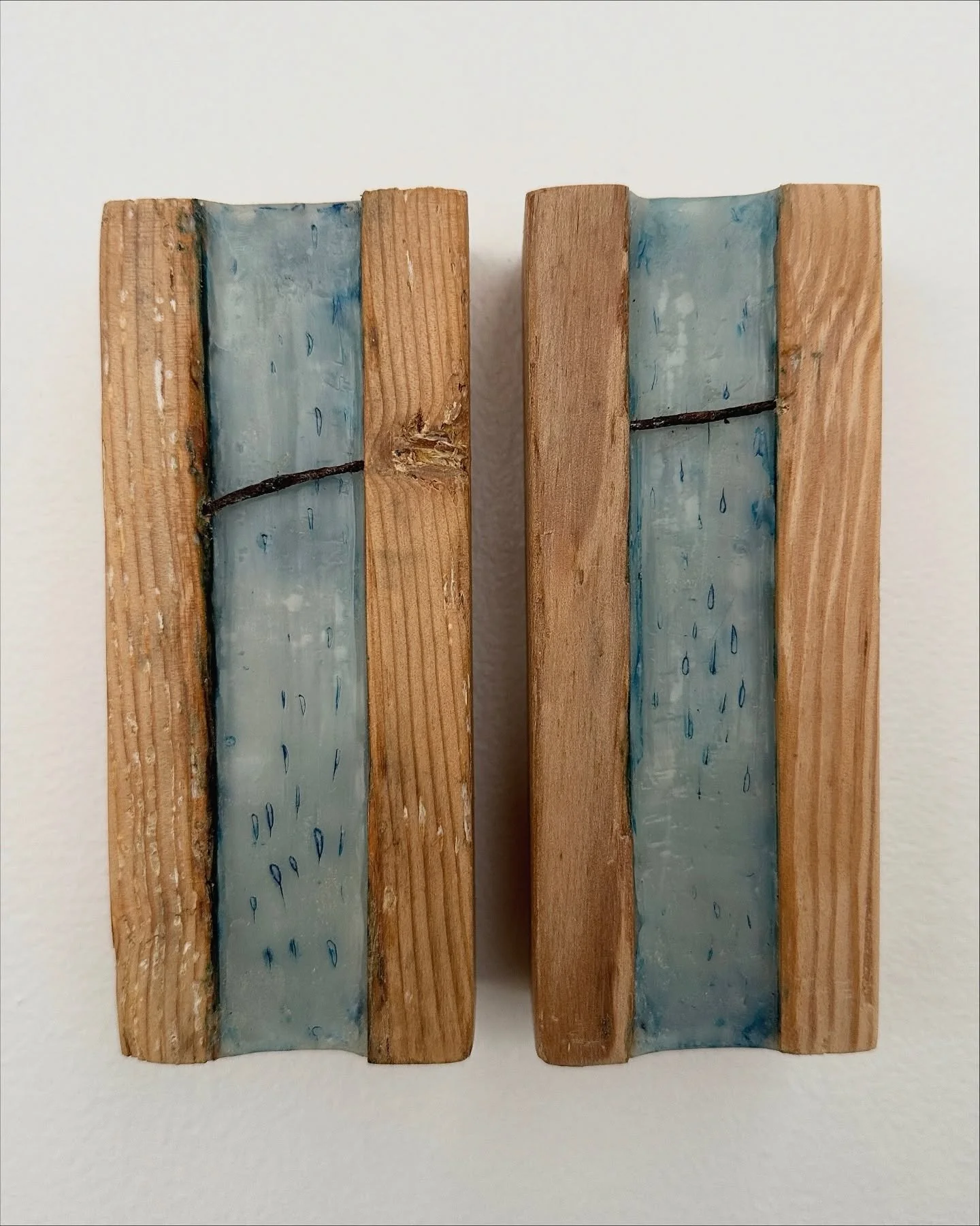 'Effects of Rain'
Pine, encaustic, oil, and wire 
6 x 5.5 x 1.5

This small sculpture is one of my two sculptures made from scrap wood @transmissiongallery in PINT SIZE 3. 
​
Featuring over 250 works no more than 8 x 7 x 7 inches, this expansive nati