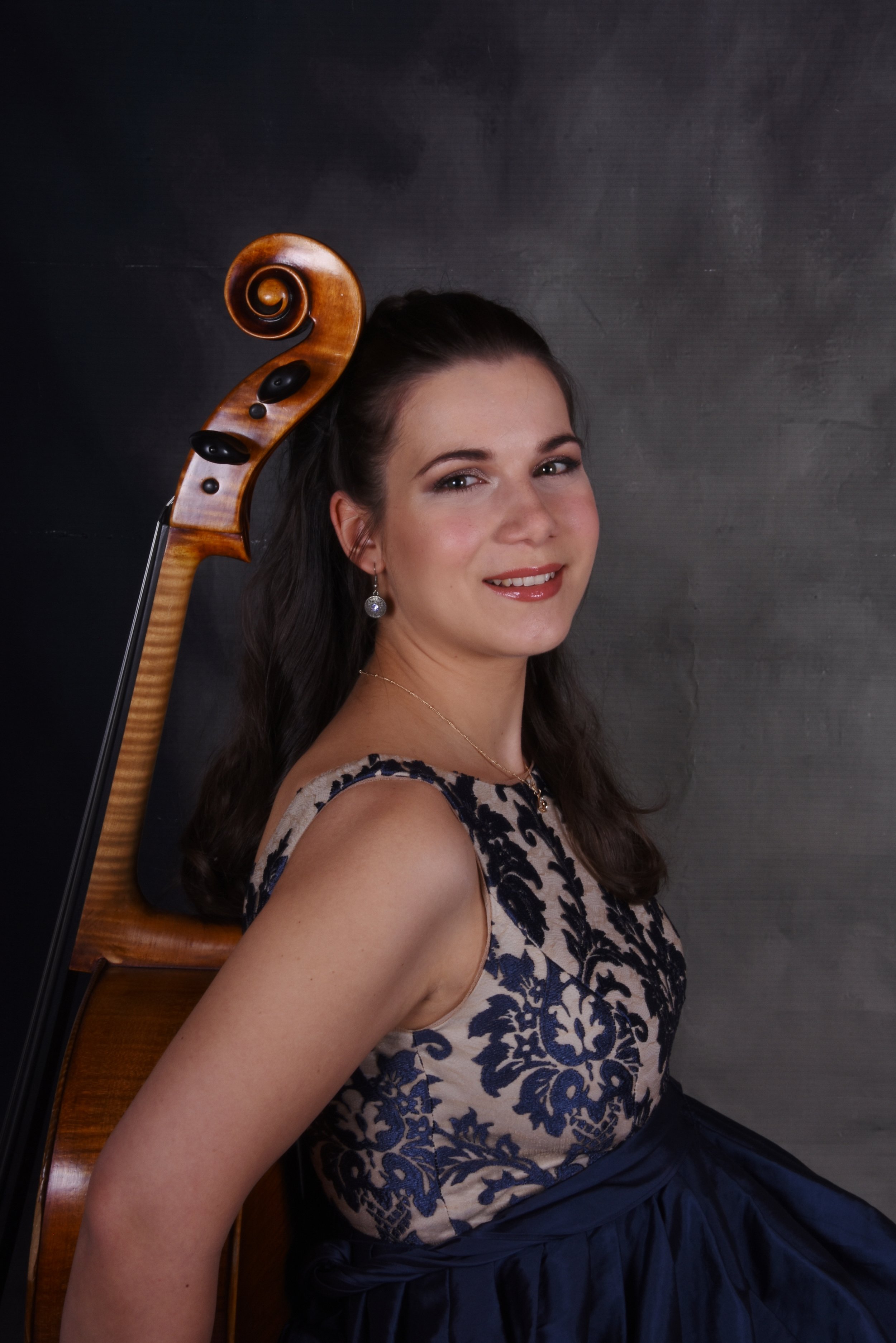 Anita Balázs, cello
