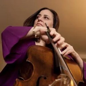 Roberta Cooper, cello