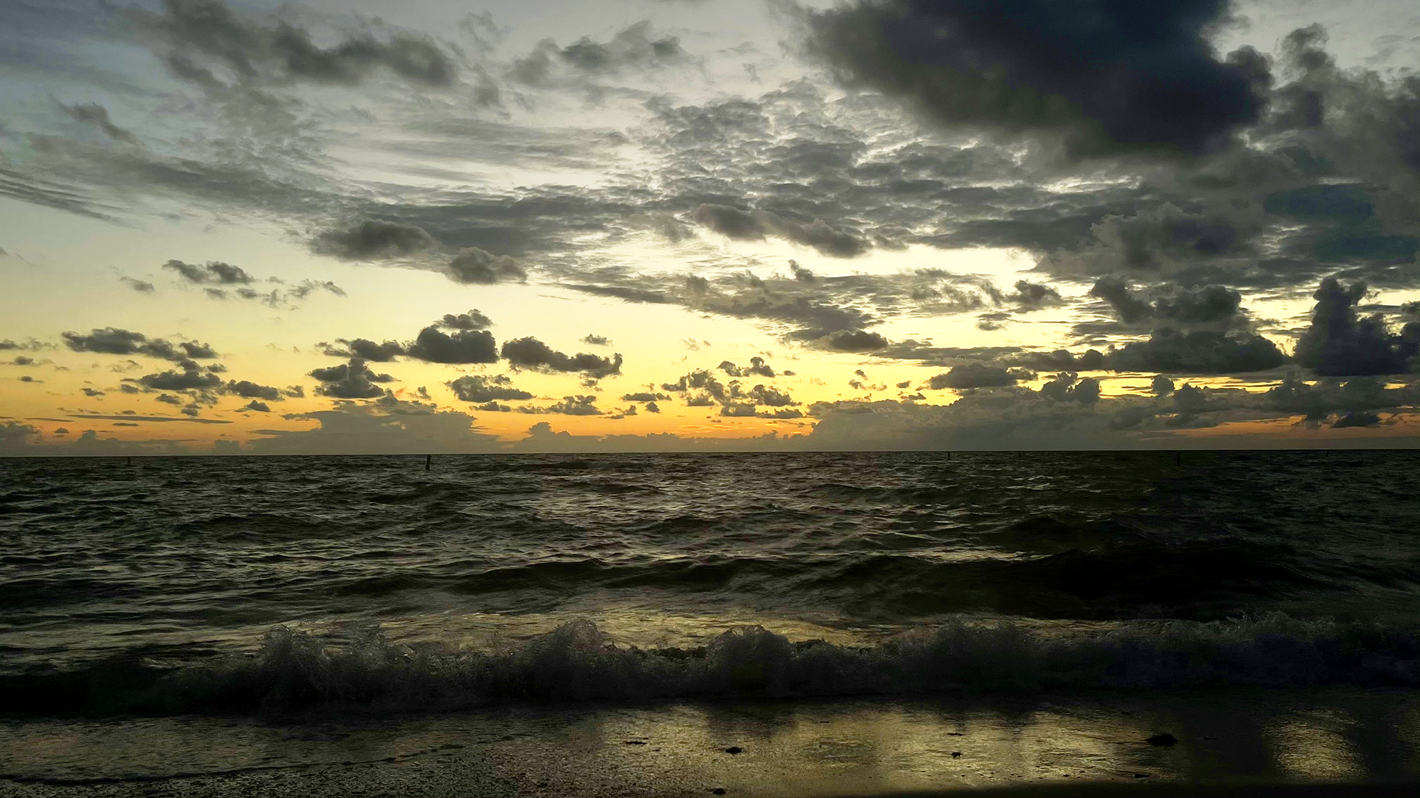 bonita_sunet_clouds.png
