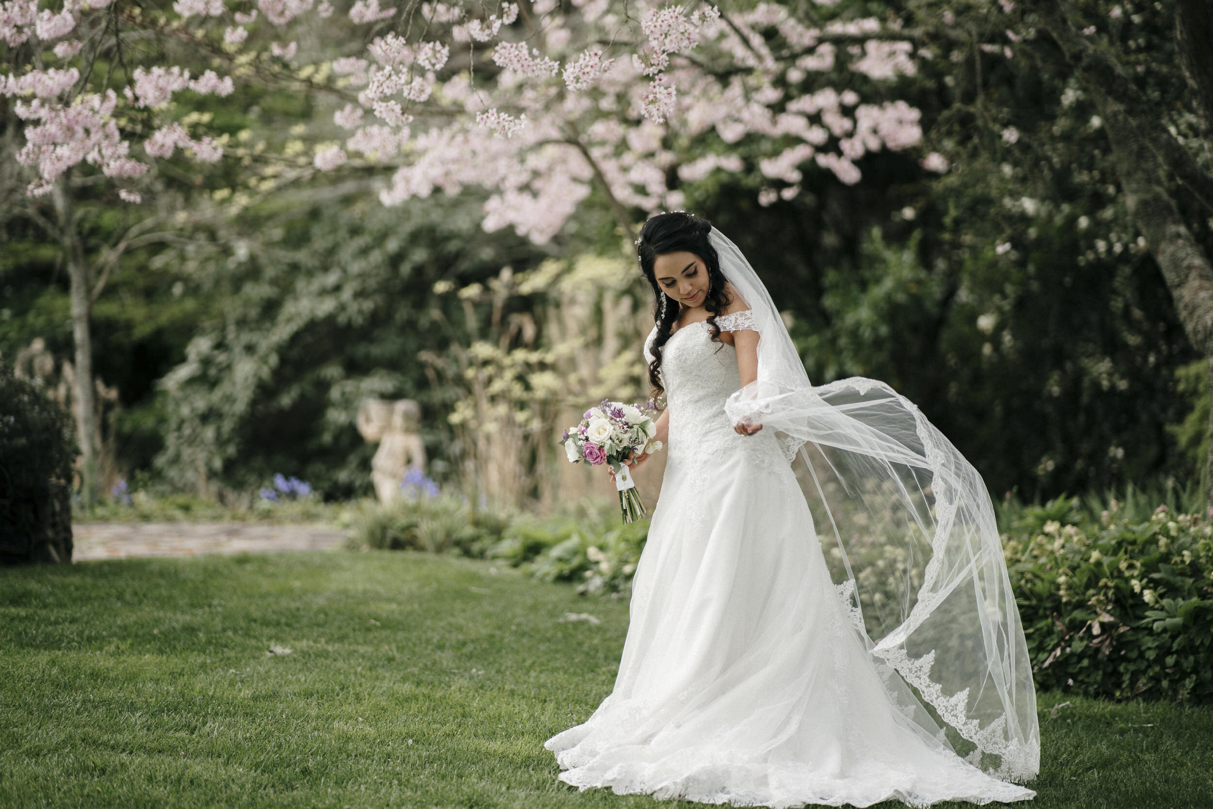 Auckland Wedding Photographer | Auckland Wedding Videographer | Private Estate Wedding | Airbnb Wedding Venue | Chilean Wedding | Intimate Wedding | Hamilton Wedding