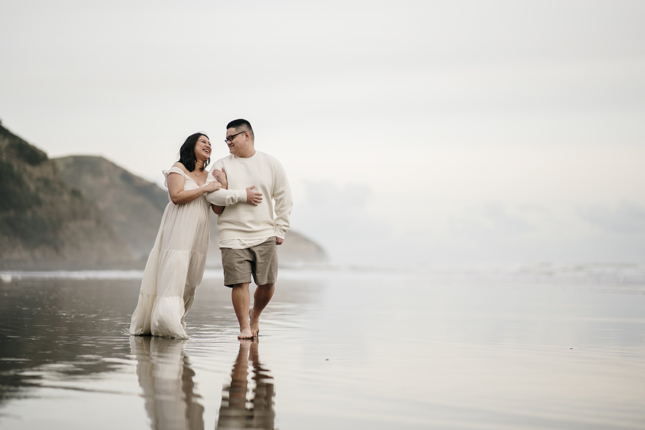 auckland-maternity-photo-shoot-wedding-photography-videography-piha-muriwai (4).jpg