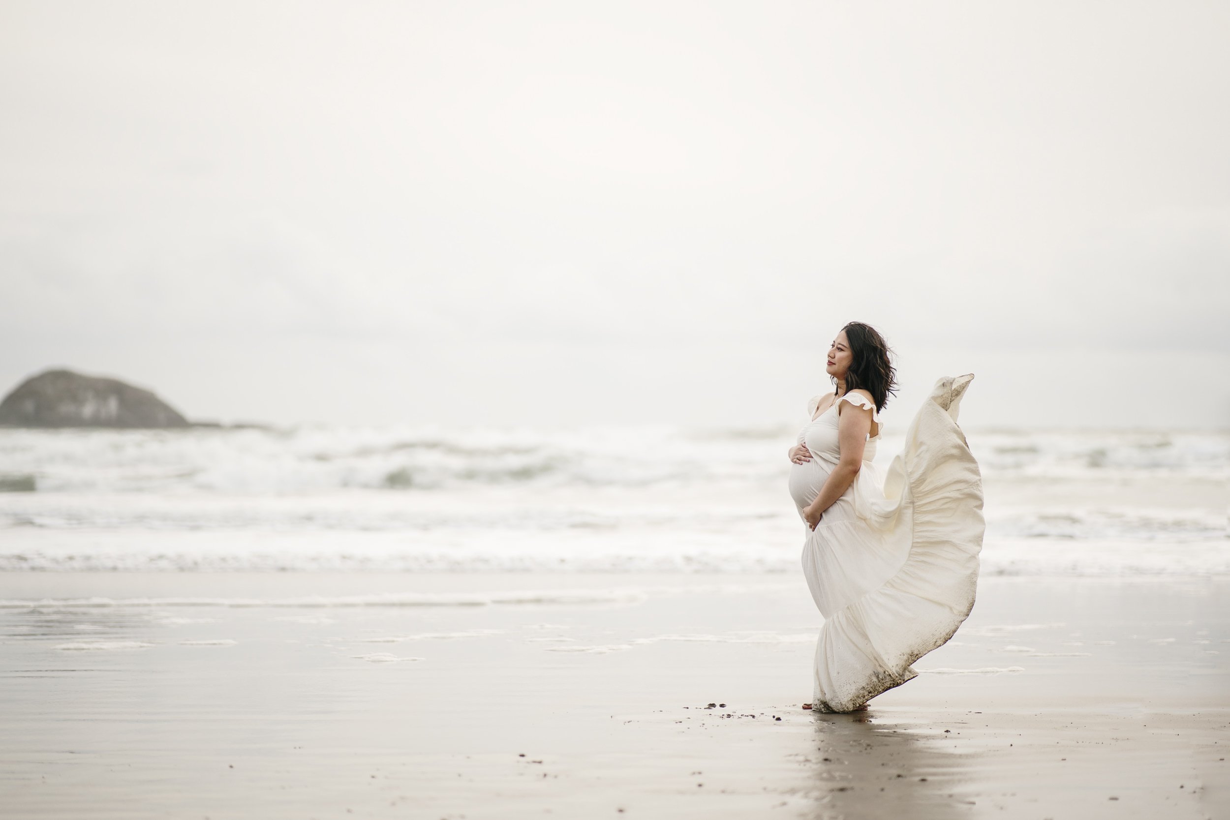 auckland-maternity-photo-shoot-wedding-photography-videography-piha-muriwai (13).jpg