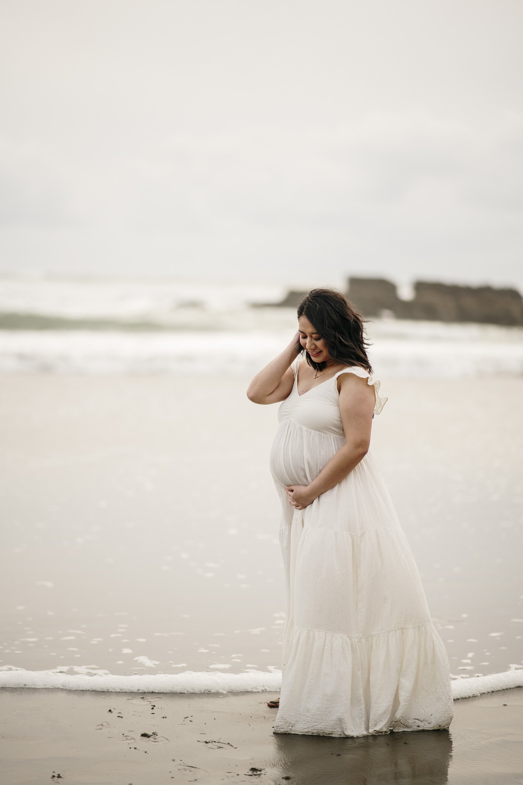 auckland-maternity-photo-shoot-wedding-photography-videography-piha-muriwai (14).jpg