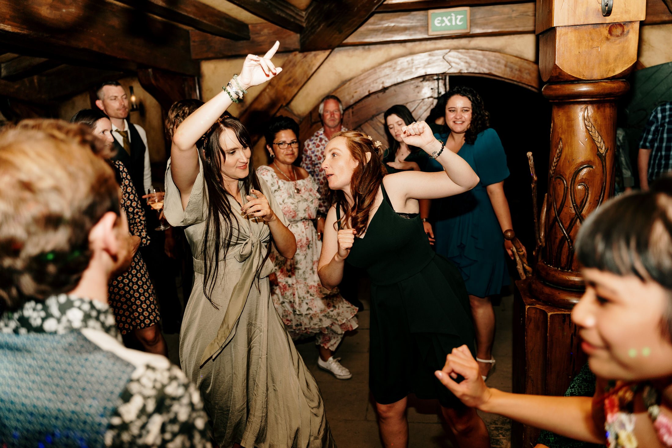 hobbiton-wedding-matamata-cambridge-venue-auckland-photographer-videographer-lord-of-the-rings-house-with-no-nails-dog-weddings (102).JPG