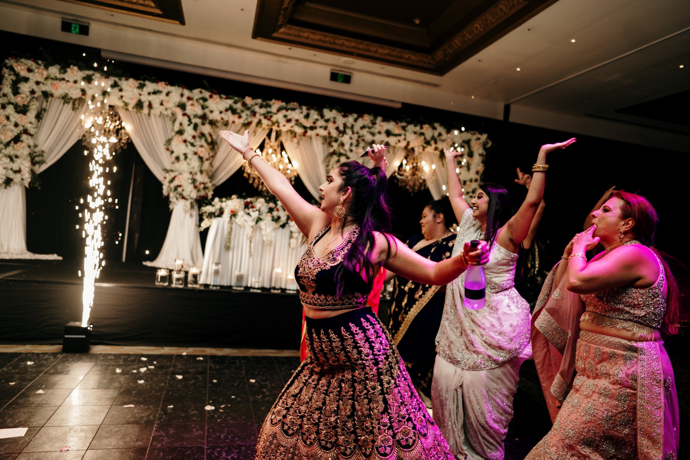 cordis-auckland-hotel-wedding-photographer-videographer-indian-punjabi-museum-domain-shoot-traditional (112).jpg